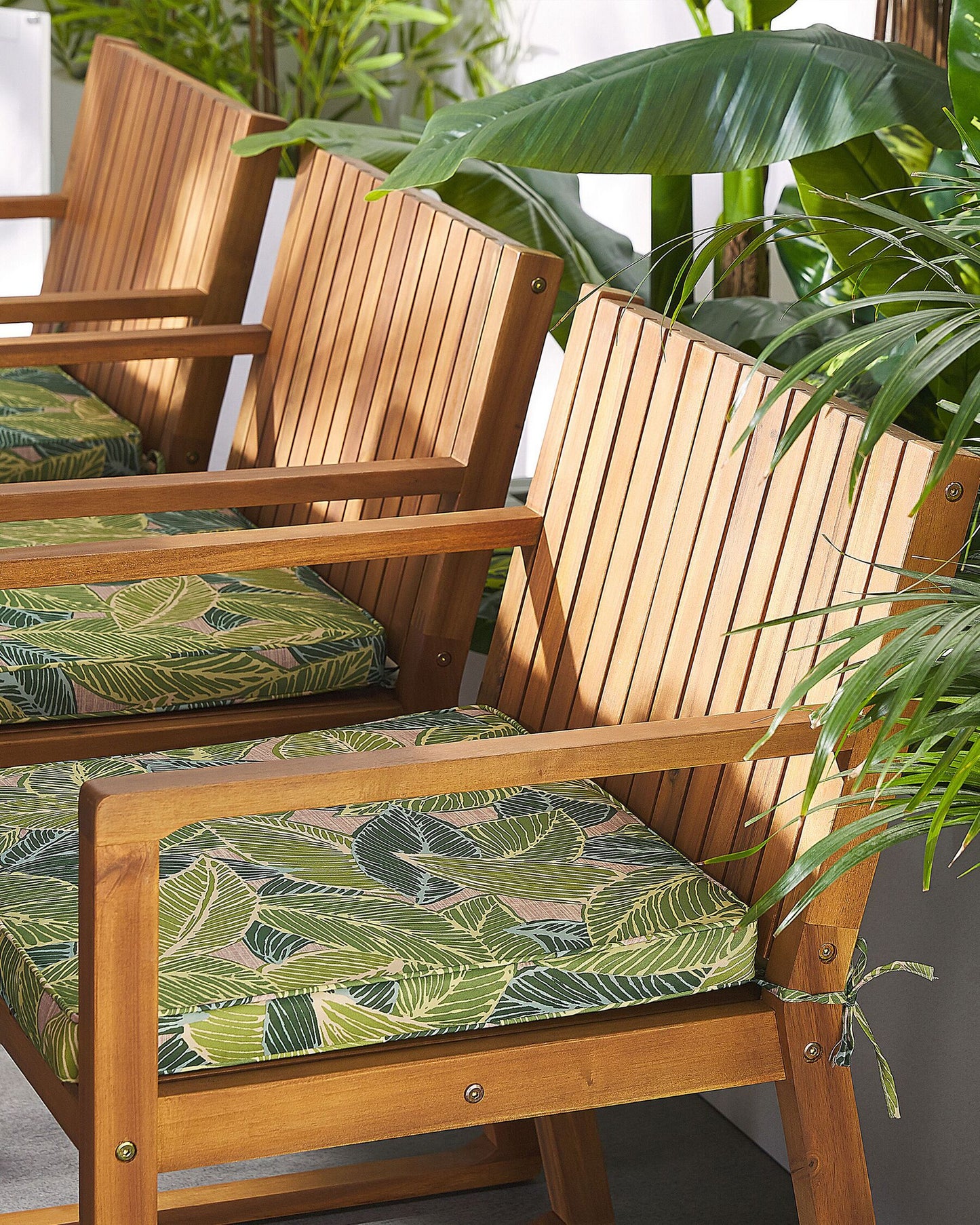 Set of 8 Garden Chairs with Cushions SASSARI Acacia Wood Green