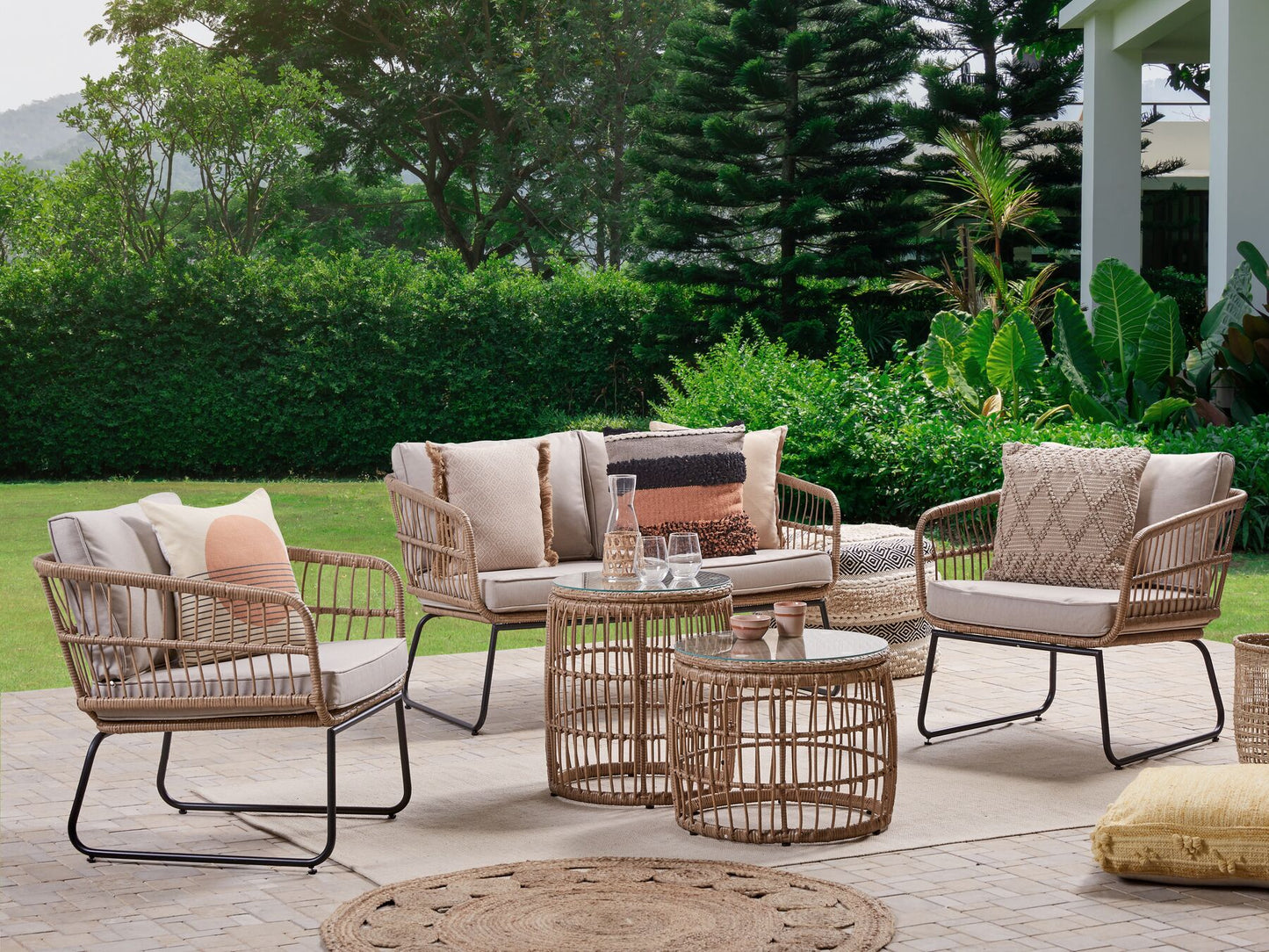 Garden Lounge Set with Table 4 Seater RAVELLO PE Rattan Natural