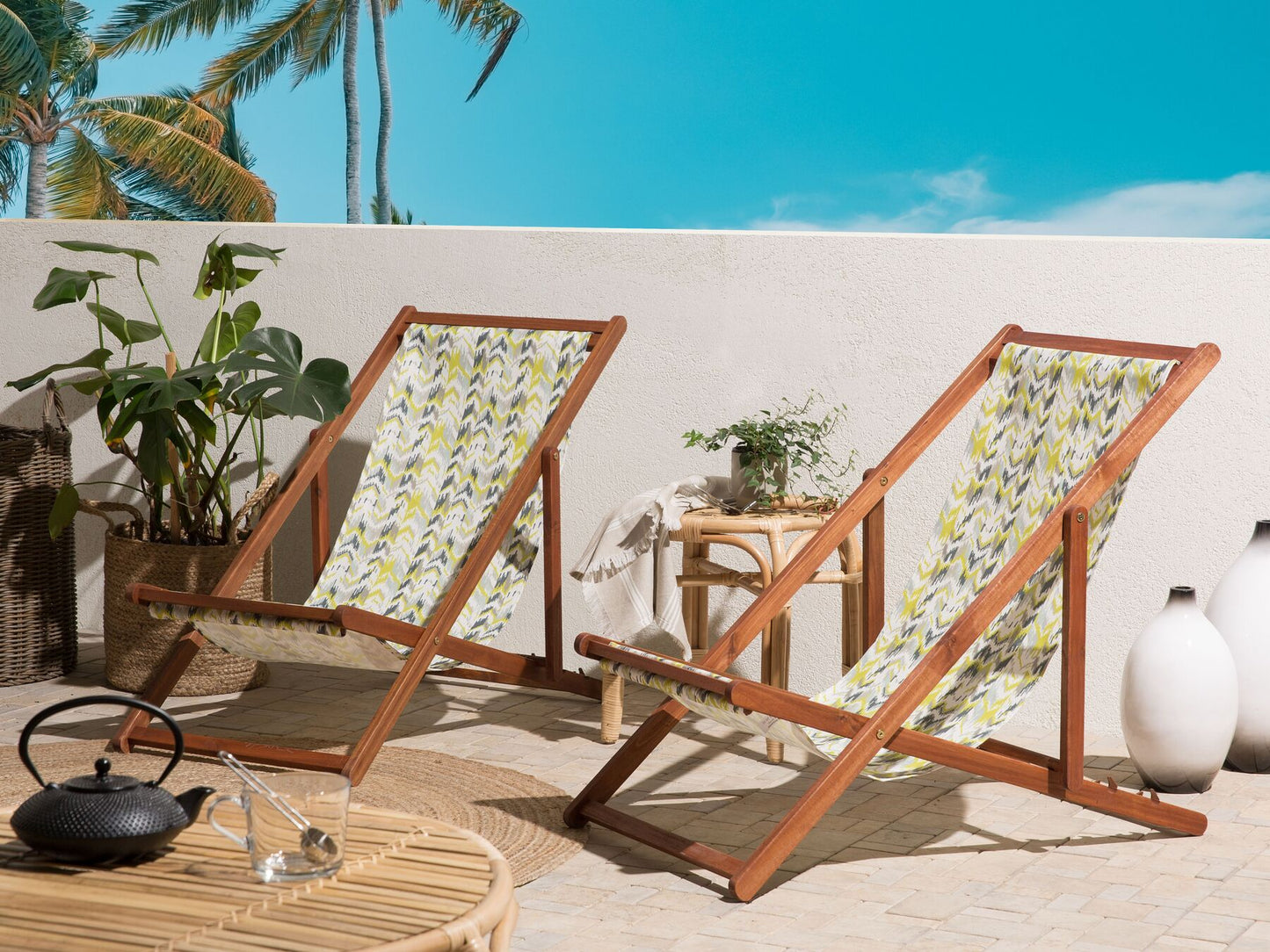 Set of 2 Acacia Folding Deck Chairs and 2 Replacement Fabrics Dark Wood with Off-White / Yellow and Grey Pattern ANZIO