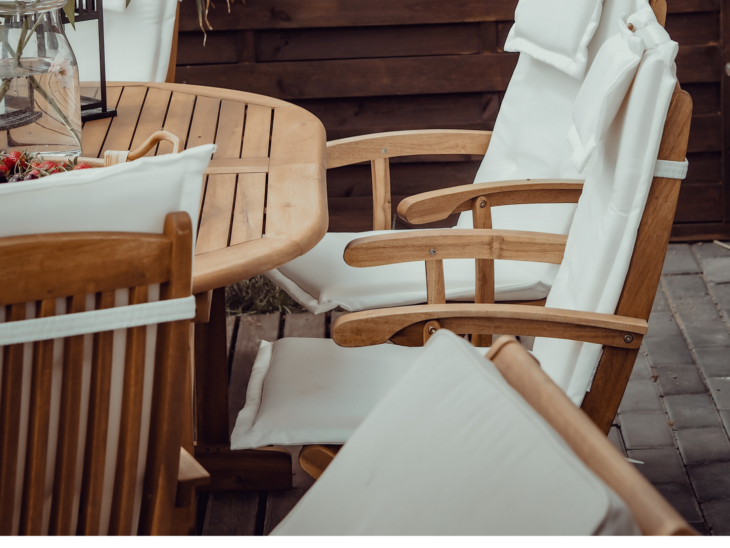 Garden Dining Set 8 Seater MAUI with Cushions Acacia Wood Off-White