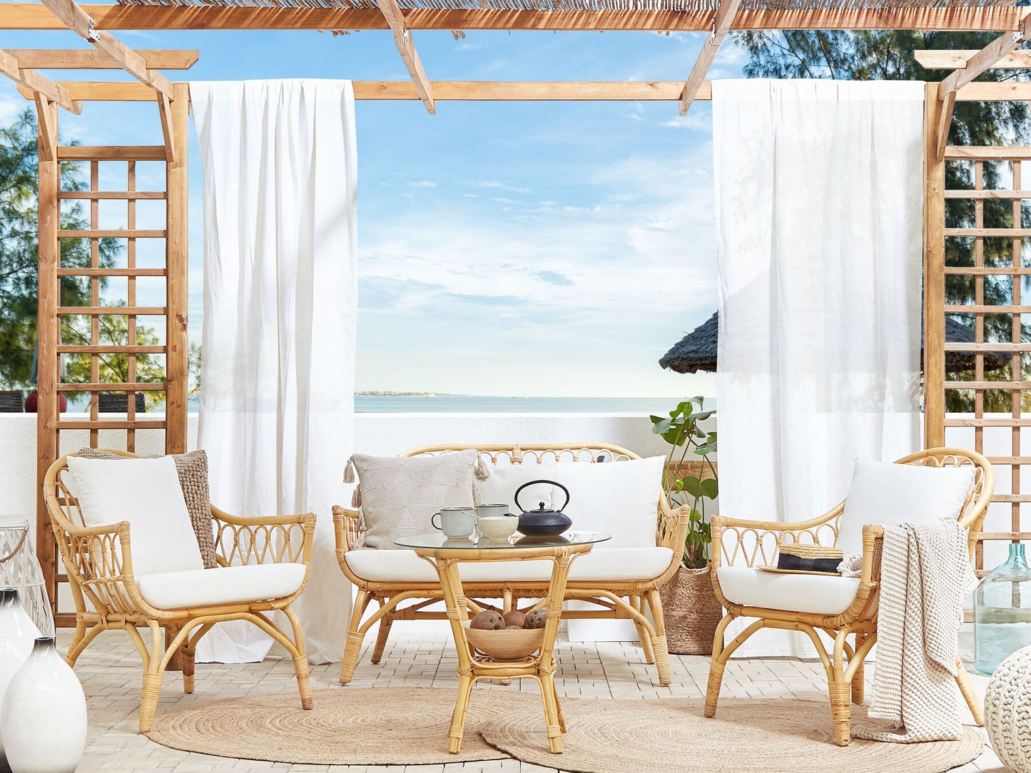 Garden Lounge Set with Table 4 Seater SIBARI Rattan Natural