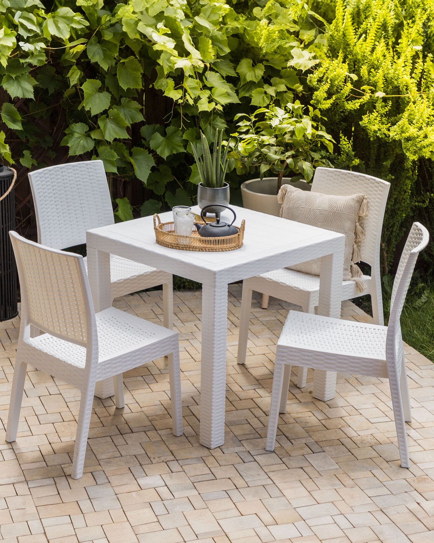 Set of 4 Garden Chairs FOSSANO Synthetic Material White