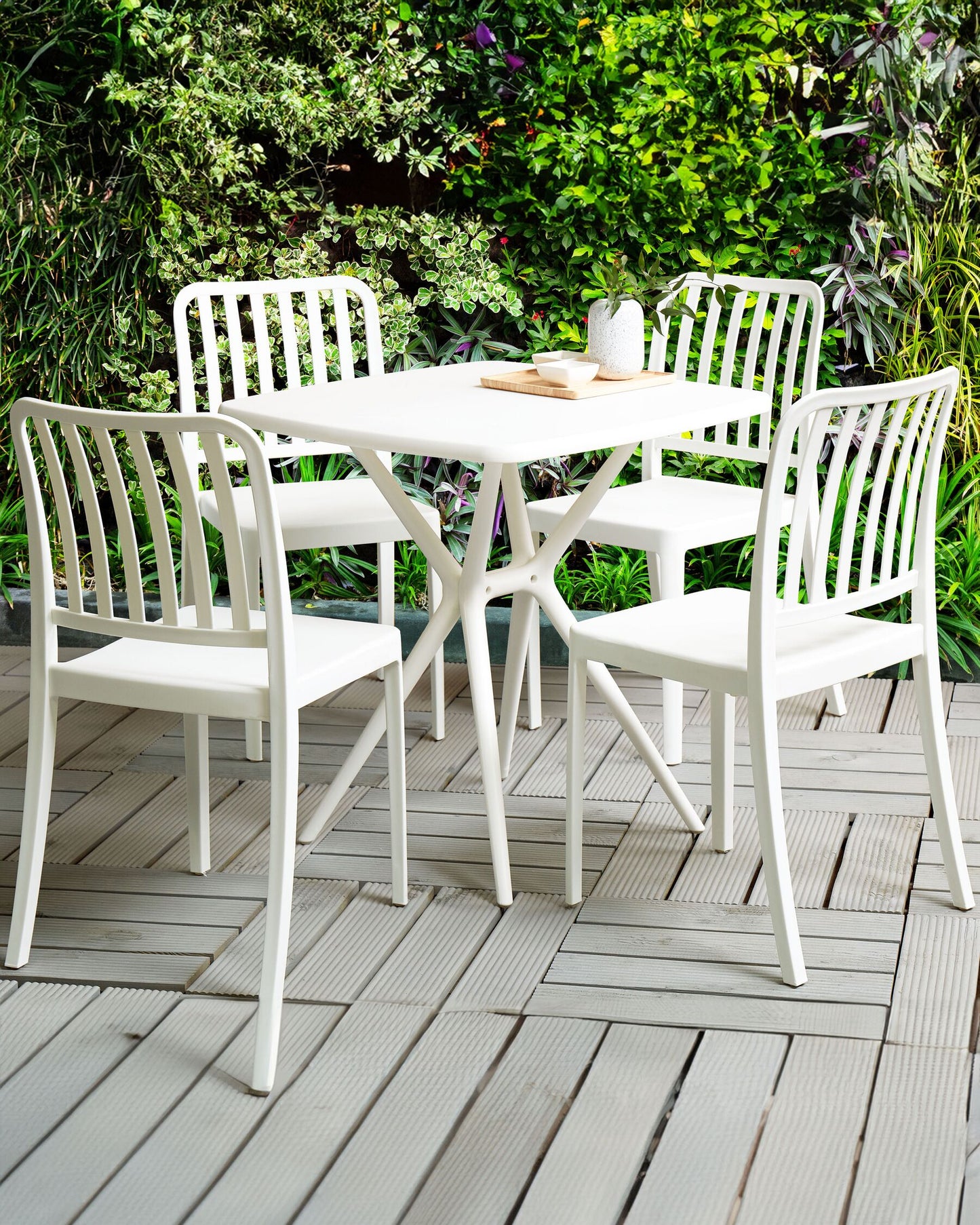 Set of 4 Garden Chairs SERSALE Synthetic Material White