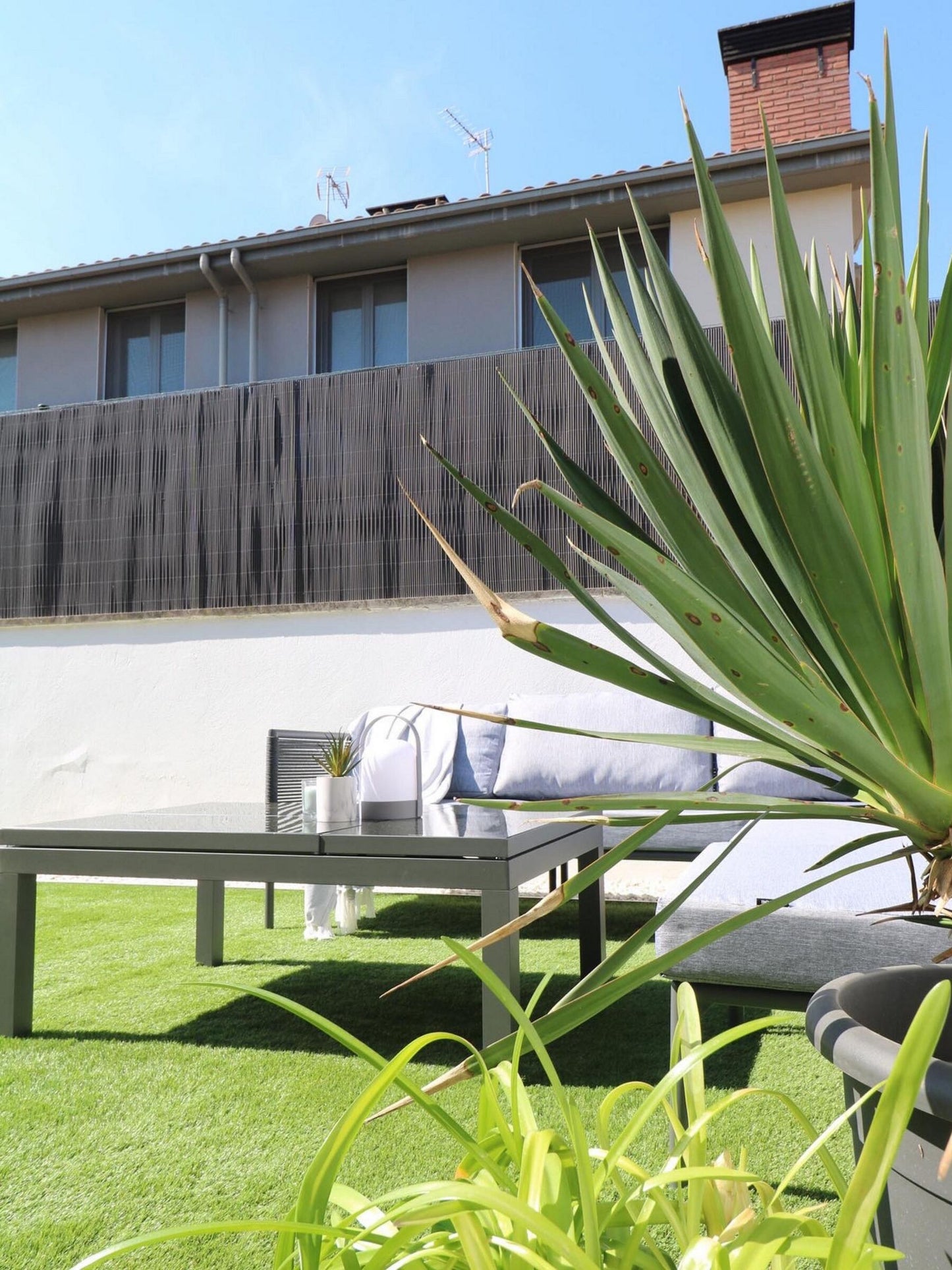Garden Corner Sofa with Table 6 Seater FORANO Metal Grey