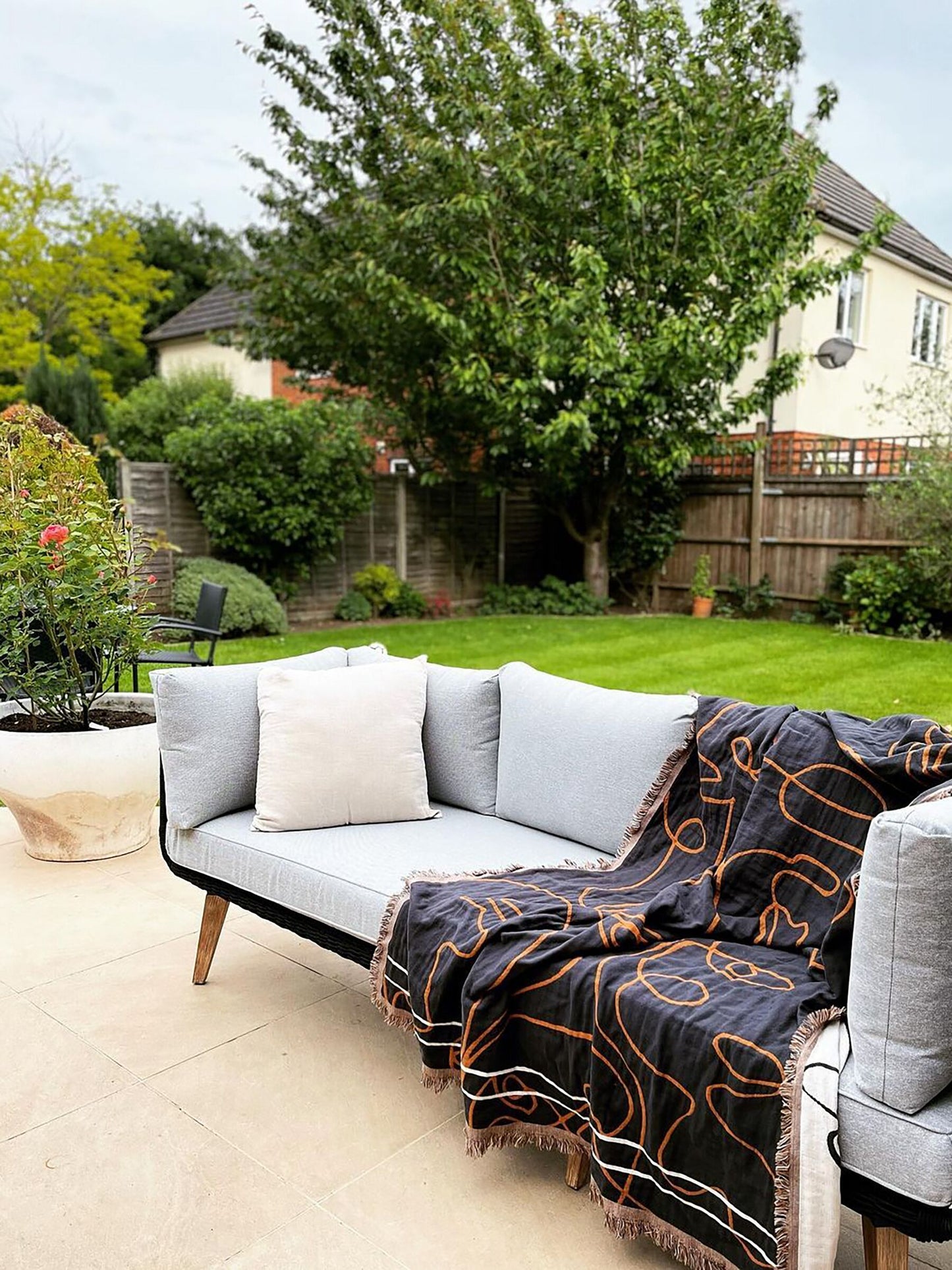 Garden Corner Sofa with Table 5 Seater ALCAMO Left Hand Acacia Wood Black