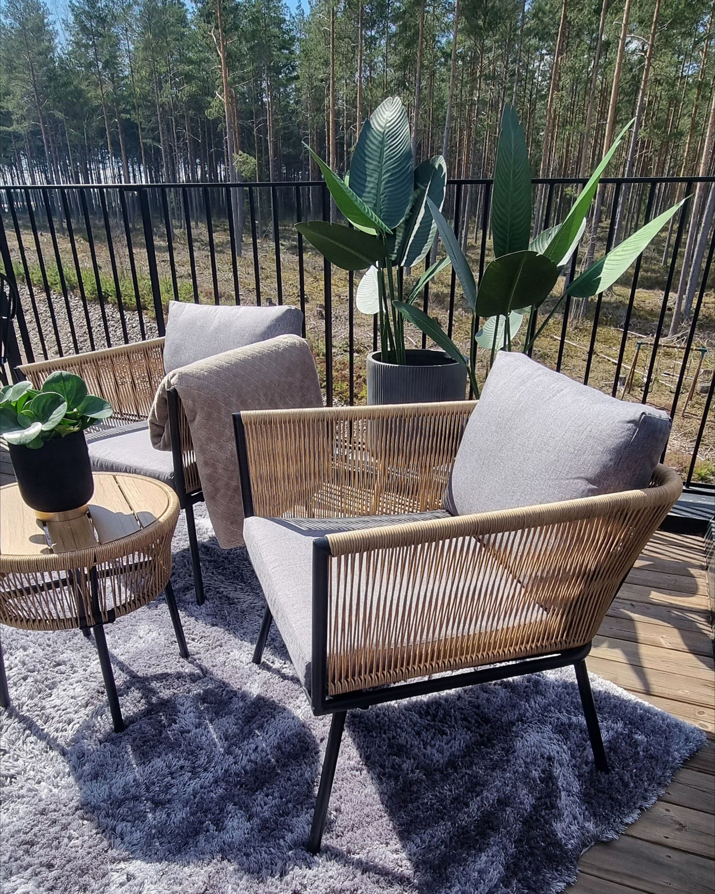 Bistro Set with Cushions GARGANO PE Rattan Light Brown