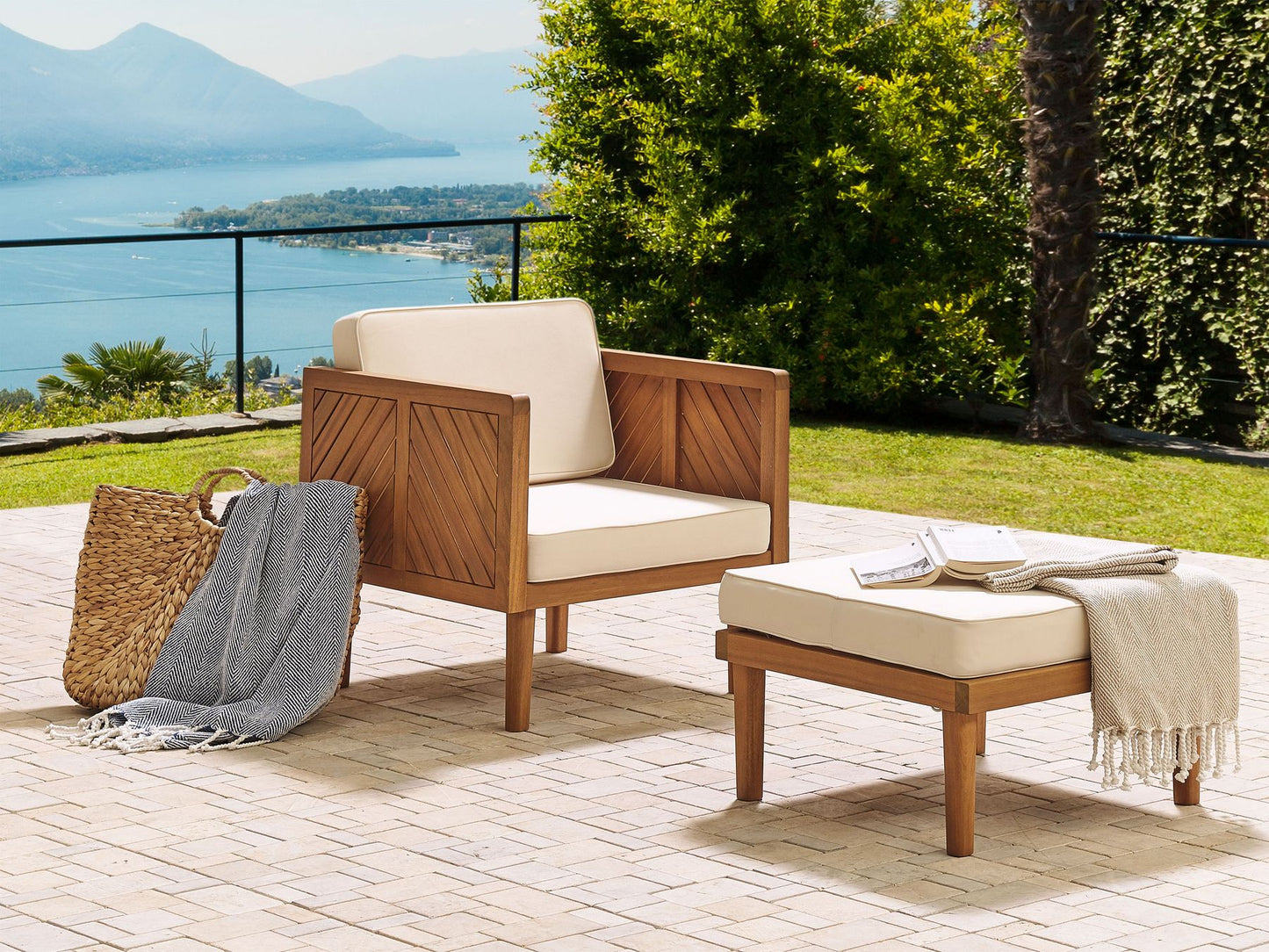 Garden Ottoman BARATTI Acacia Wood Brown