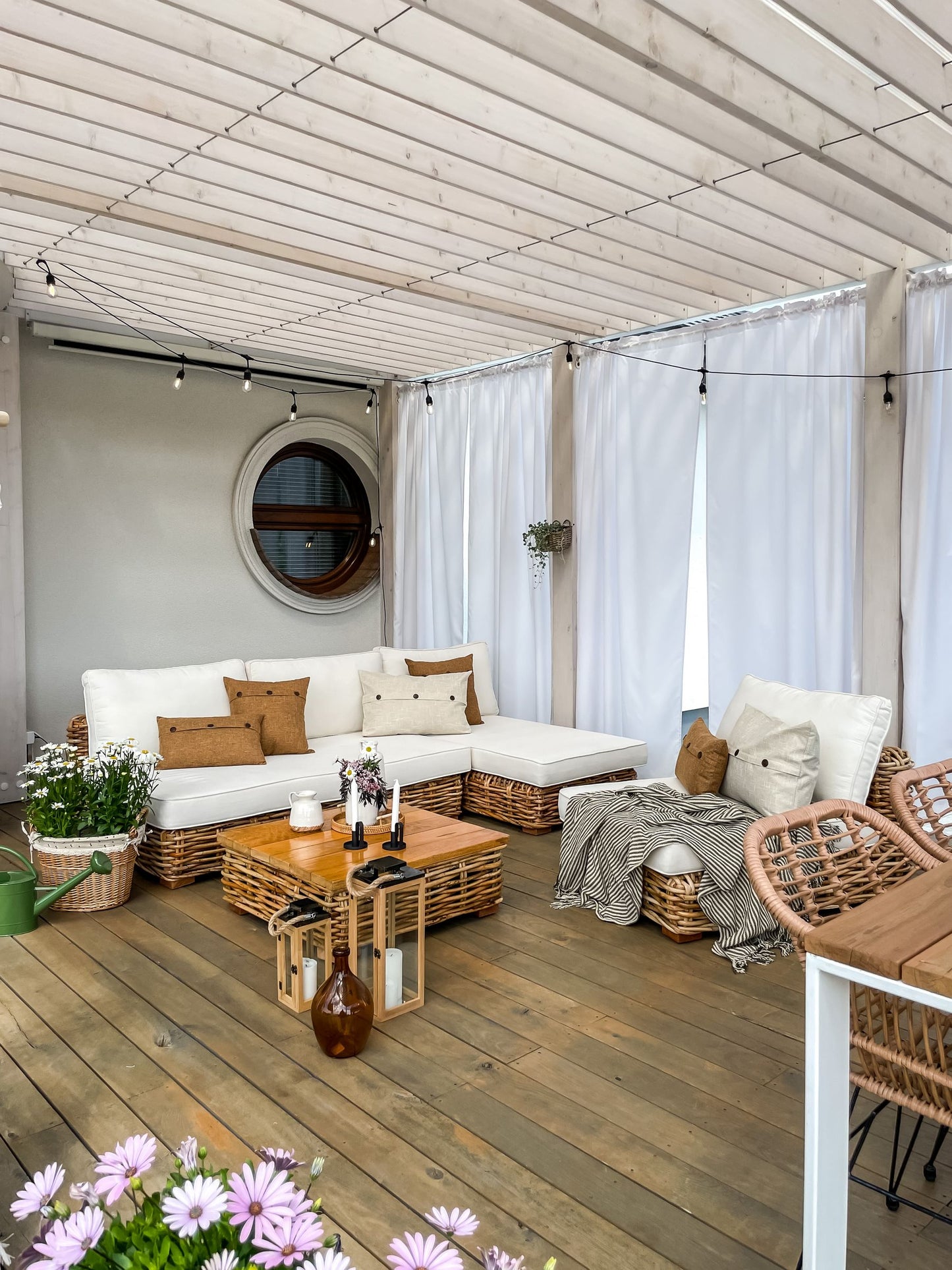 Garden Lounge Set with Table 4 Seater VARALLO Right Hand Modular Rattan Natural