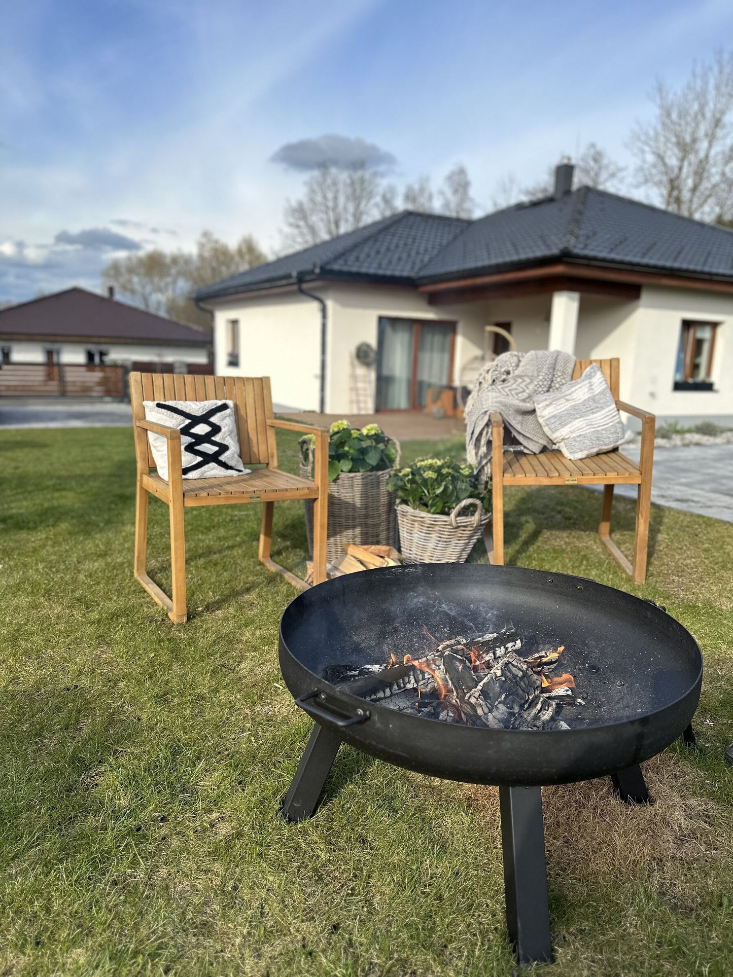Garden Chair SASSARI Acacia Wood Navy Blue