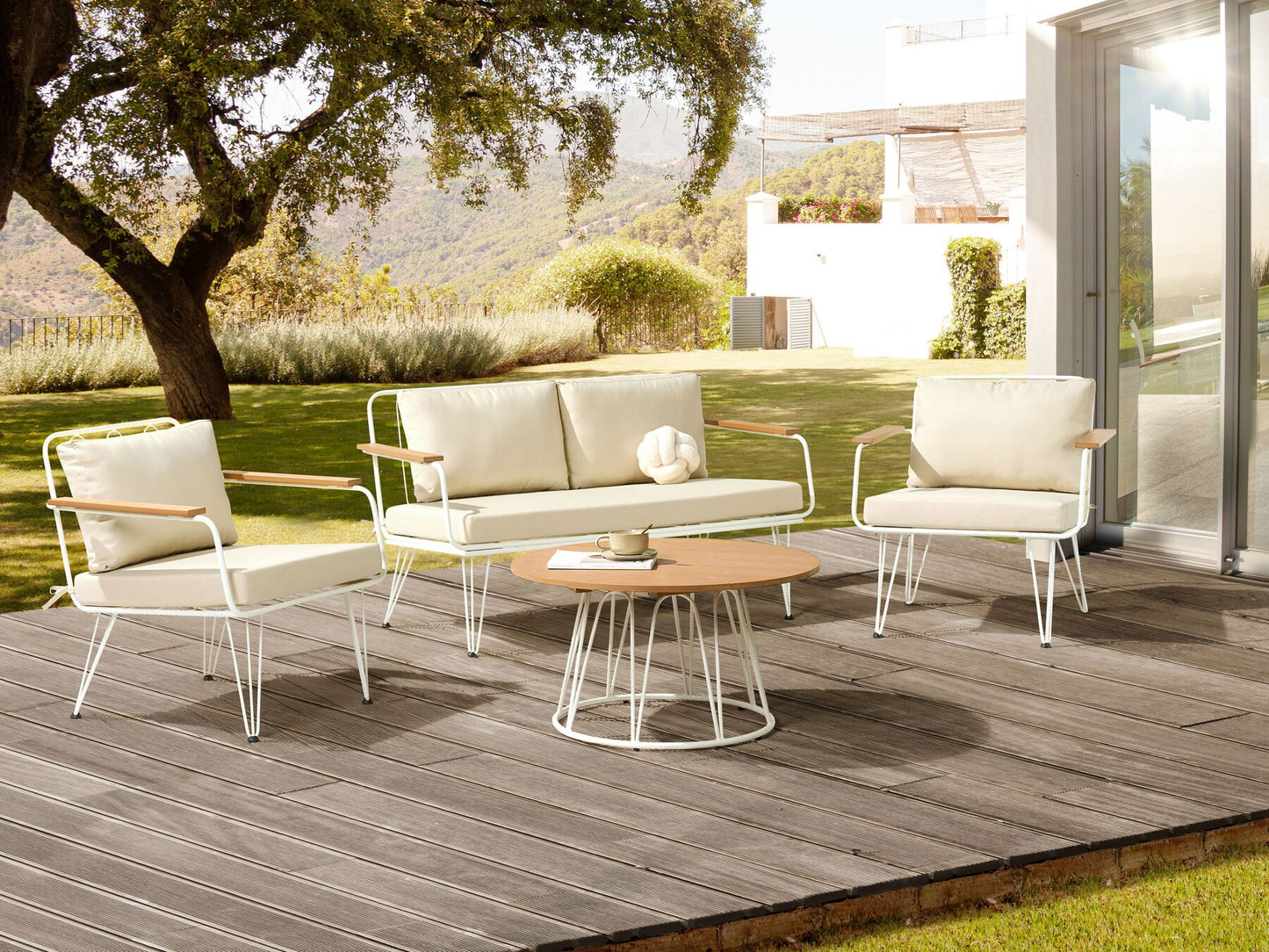 Garden Lounge Set with Table 4 Seater MONTESILVANO Metal Light Beige