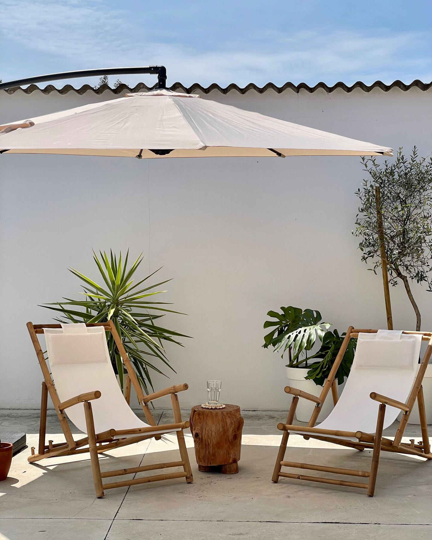 Set of 2 Folding Deck Chairs ATRANI Bamboo Wood Light Beige