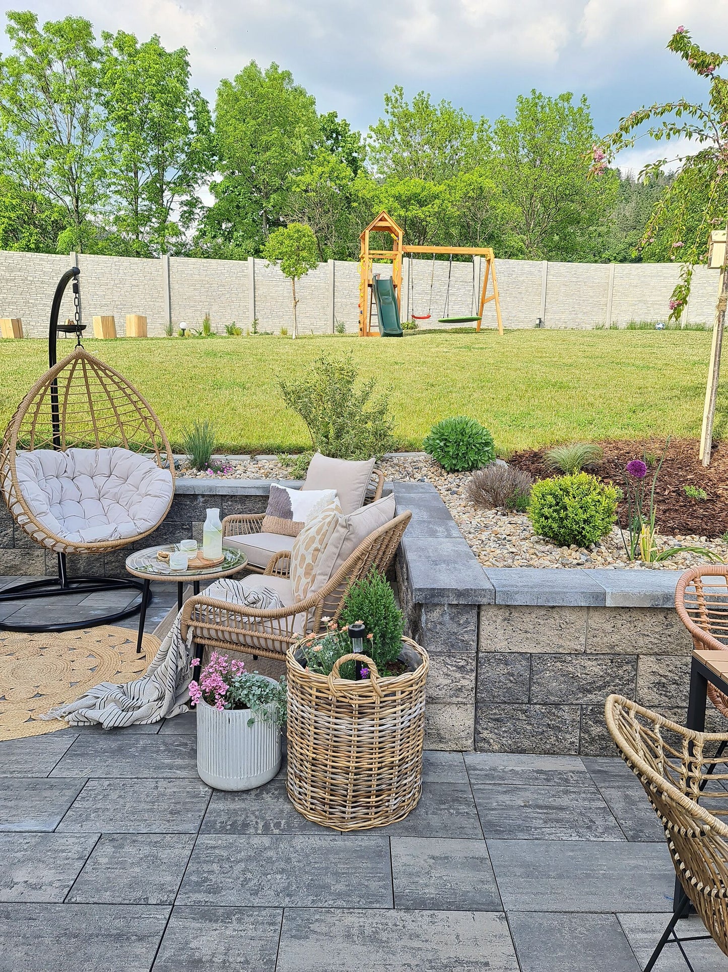 Bistro Set with Cushions LAURETO PE Rattan Natural