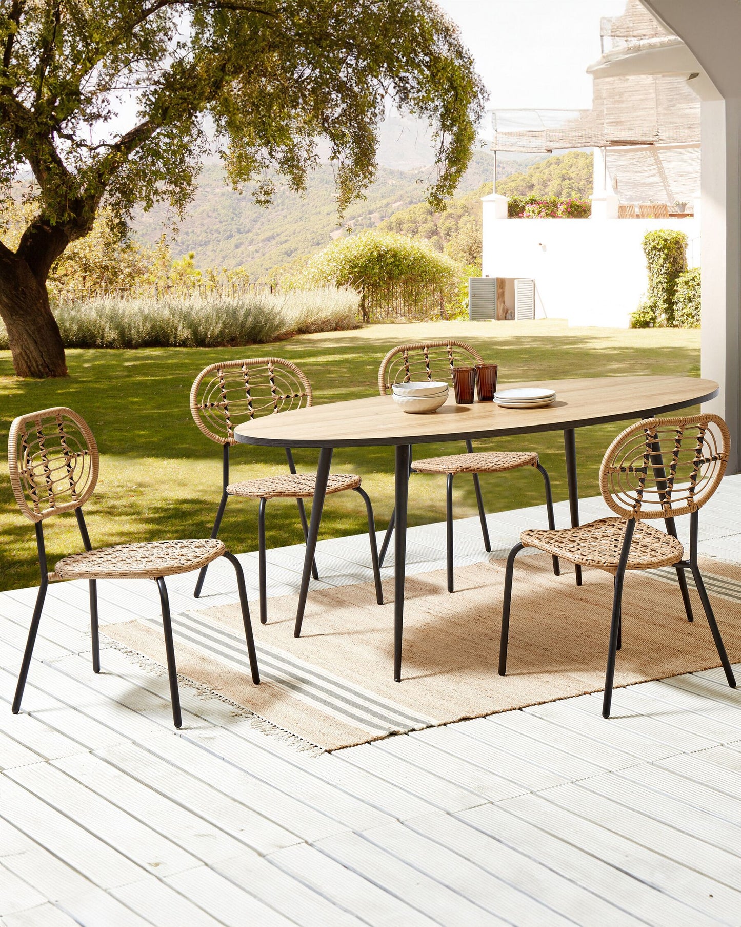 Set of 4 Garden Chairs PRATELLO PE Rattan Natural