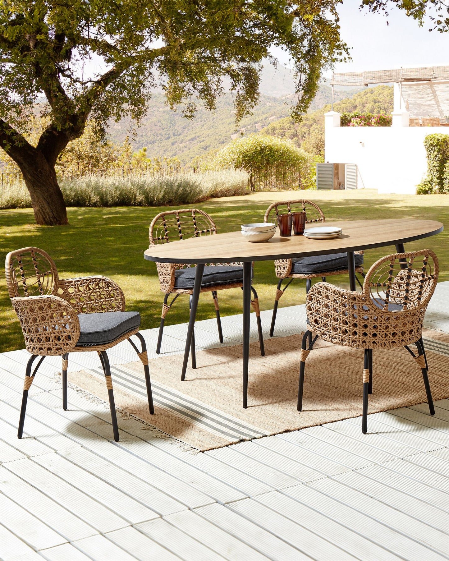 Set of 4 Garden Chairs with Cushions PRATELLO PE Rattan Natural