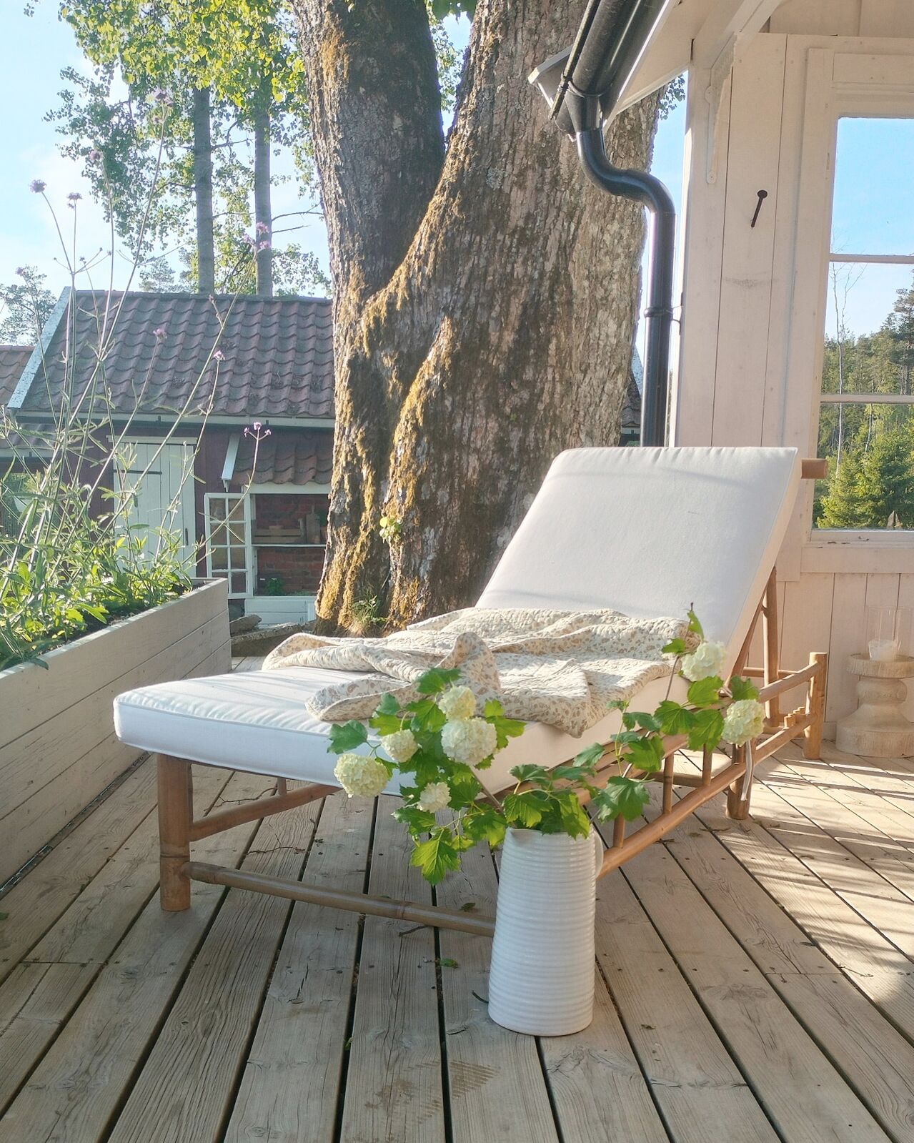 Sun Lounger with Cushion LIGURE Reclining Bamboo Wood Brown