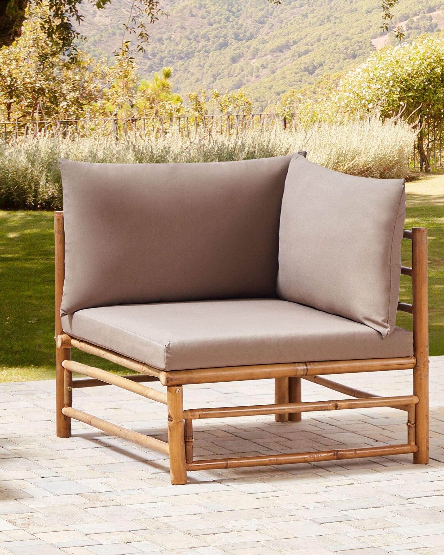 Garden Corner Section CERRETO Bamboo Wood Taupe