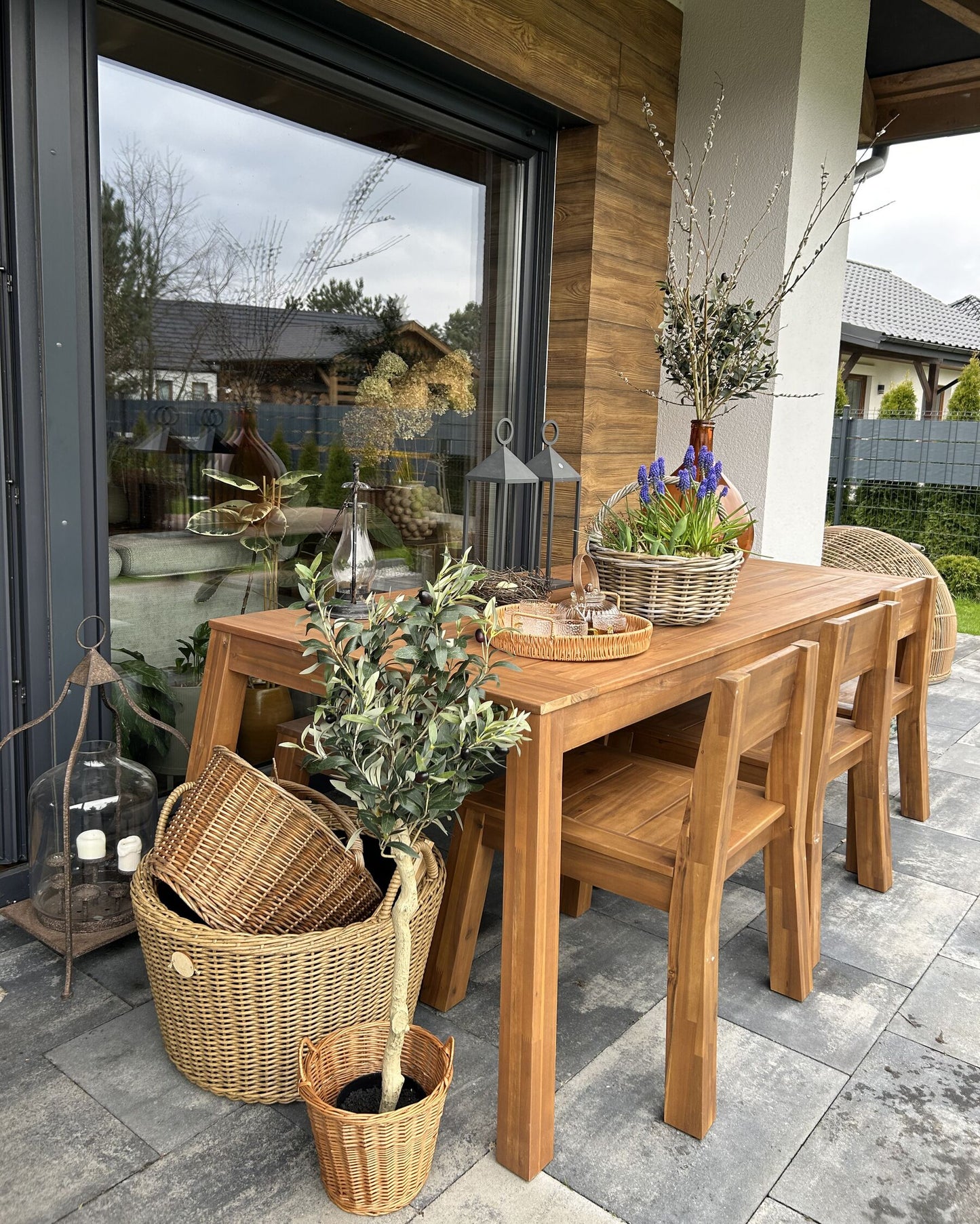 Garden Dining Set 6 Seater LIVORNO Acacia Wood Brown