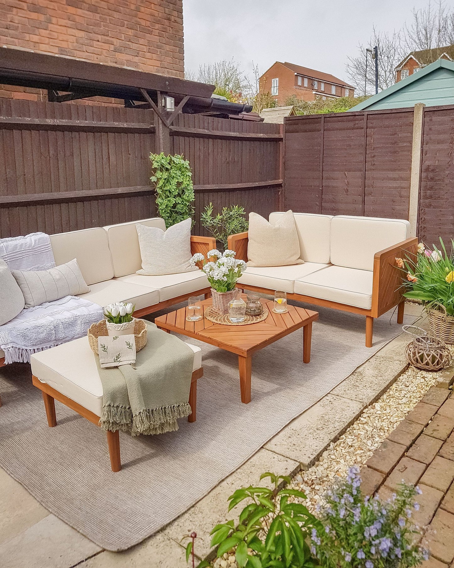 Garden Lounge Set with Table and Ottoman 6 Seater BARATTI Acacia Wood Brown