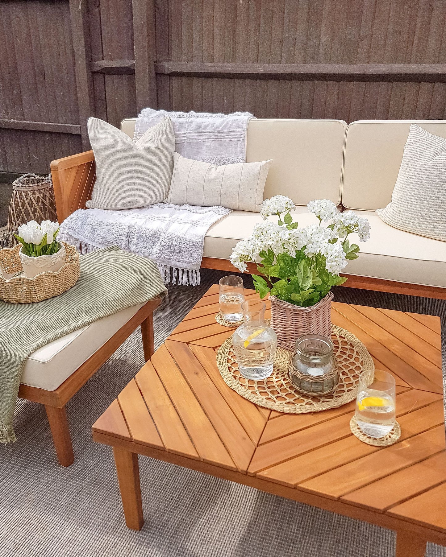 Garden Lounge Set with Table and Ottoman 6 Seater BARATTI Acacia Wood Brown