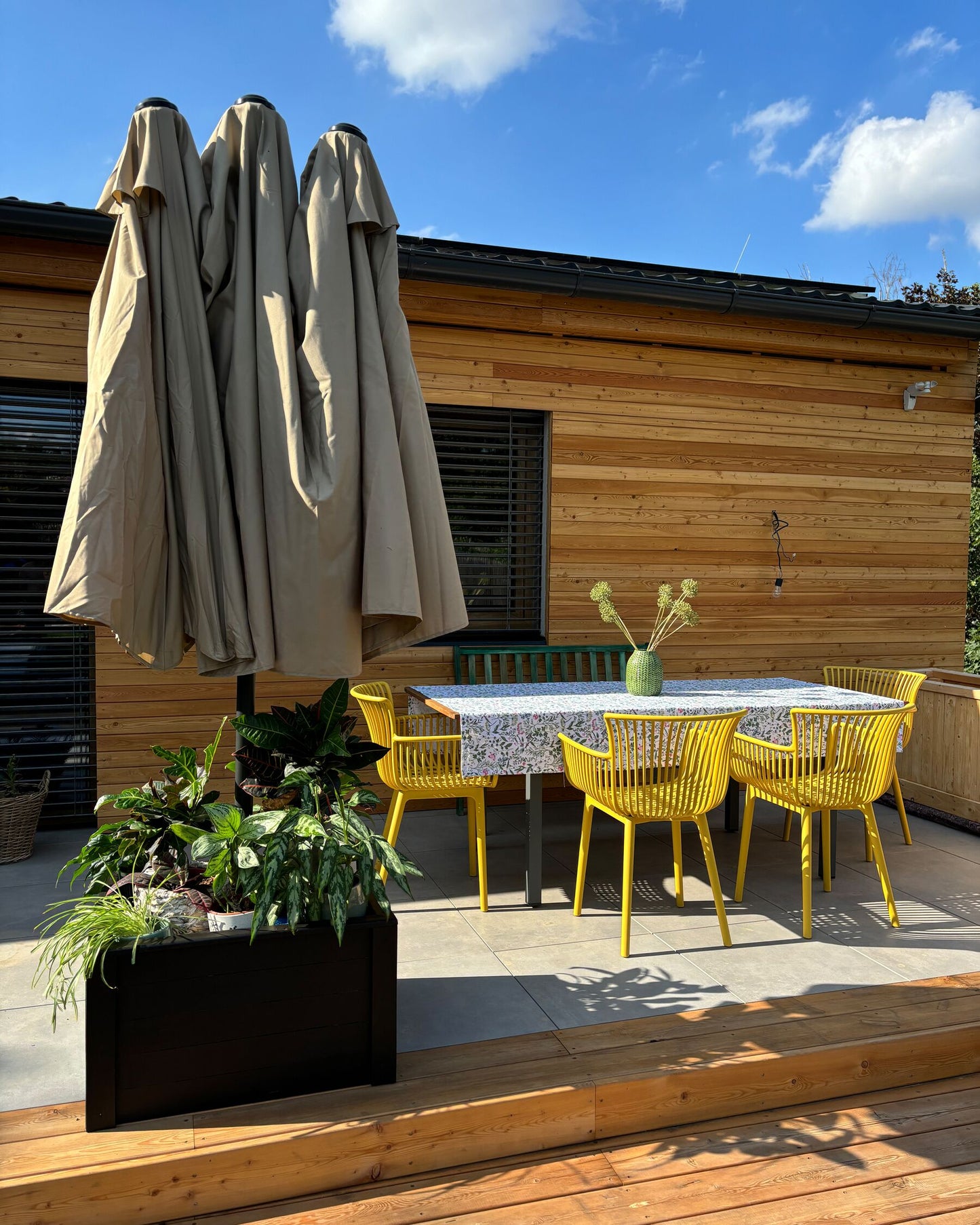 Set of 4 Garden Chairs PESARO Yellow