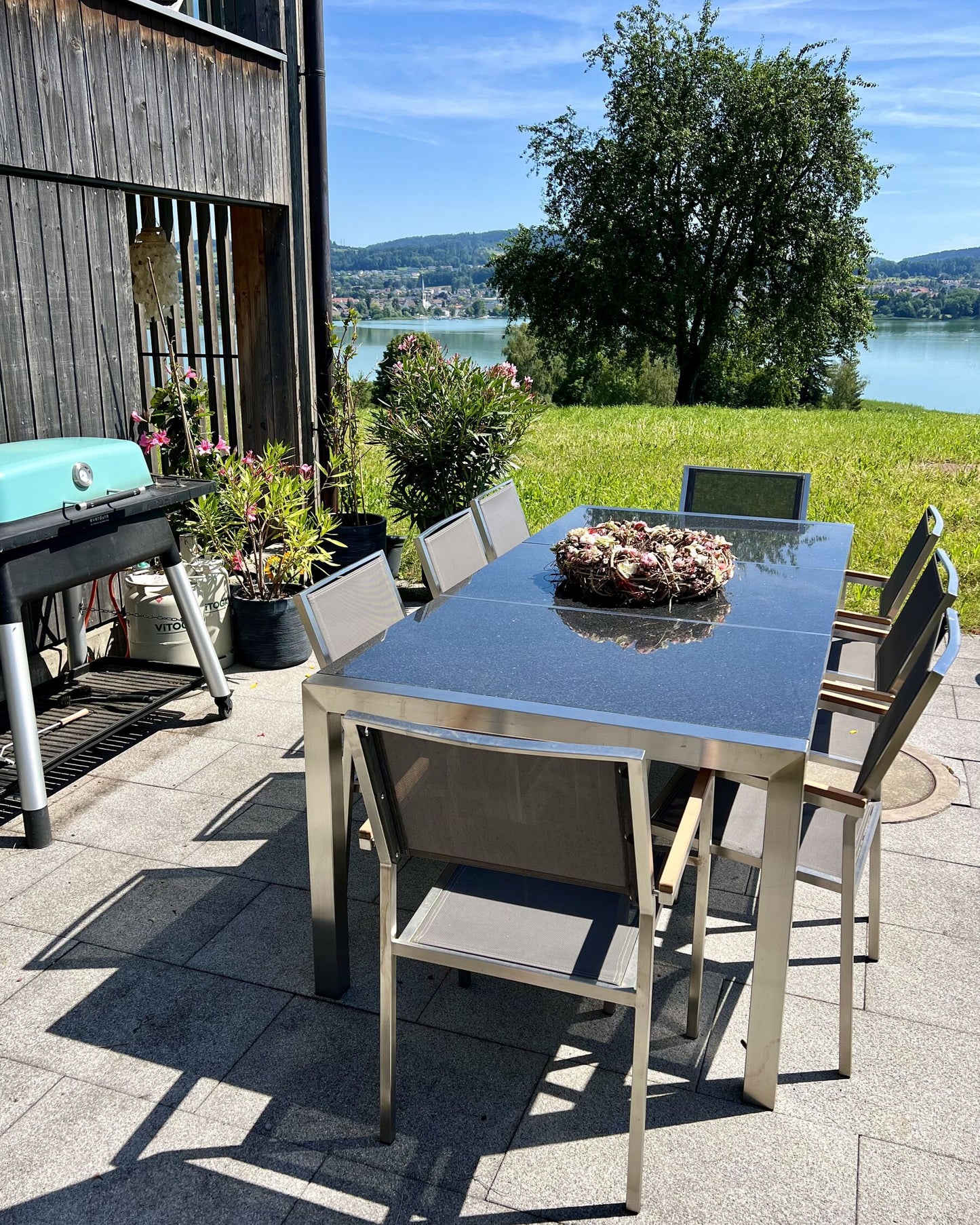 8 Seater Garden Dining Set Black Granite Triple Plate Top and Grey Chairs GROSSETO