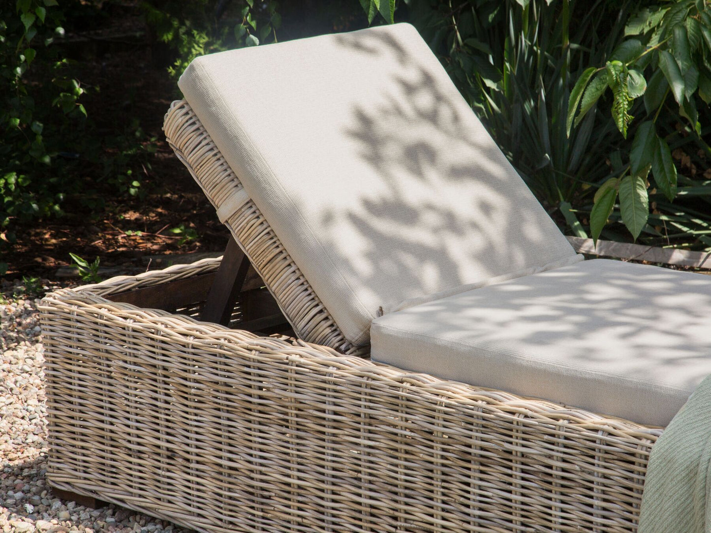 Rattan Sun Lounger with Cushion Taupe PALESE