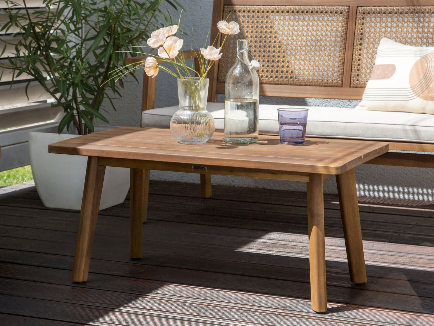 Garden Lounge Set with Table 4 Seater ARENELLA Certified Acacia Wood Light Beige