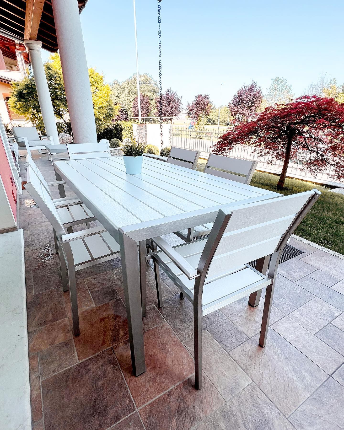 Garden Dining Set 6 Seater VERNIO White