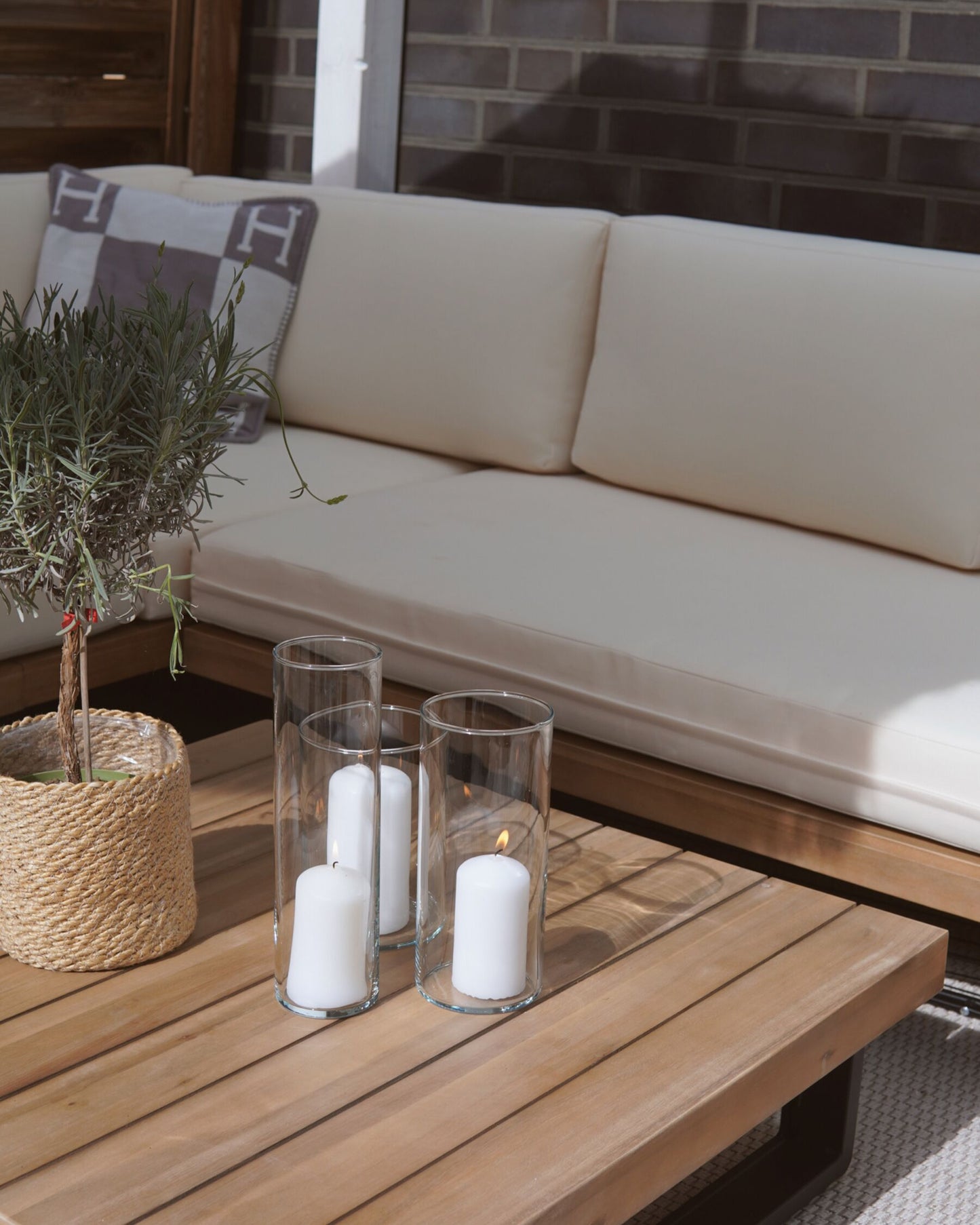 Garden Corner Sofa with Table 5 Seater MYKONOS Right Hand Certified Acacia Wood Off-White