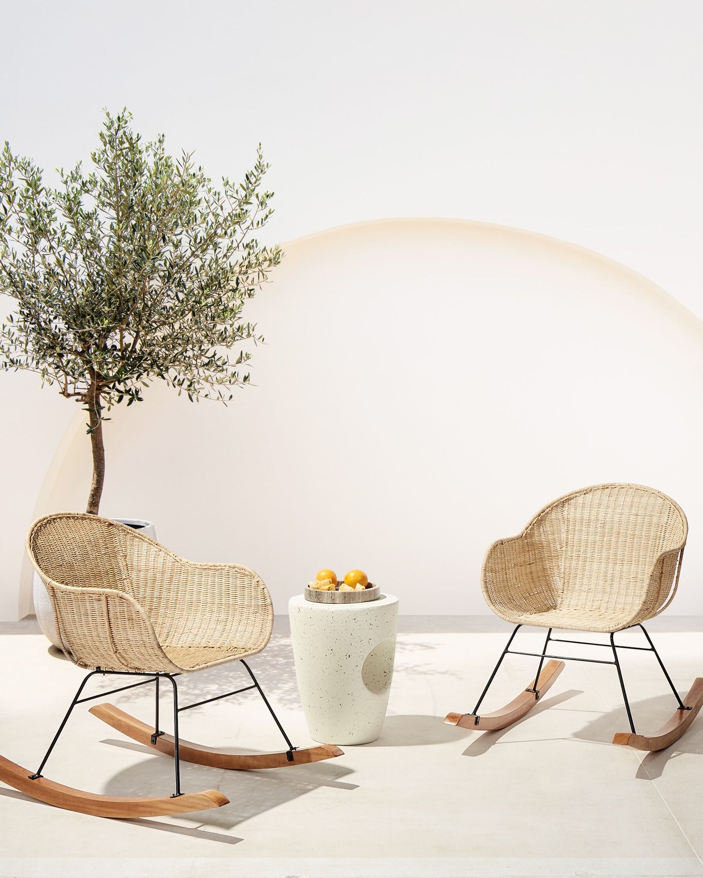 Set of 2 Rocking Chairs LAVINIO Rattan Natural