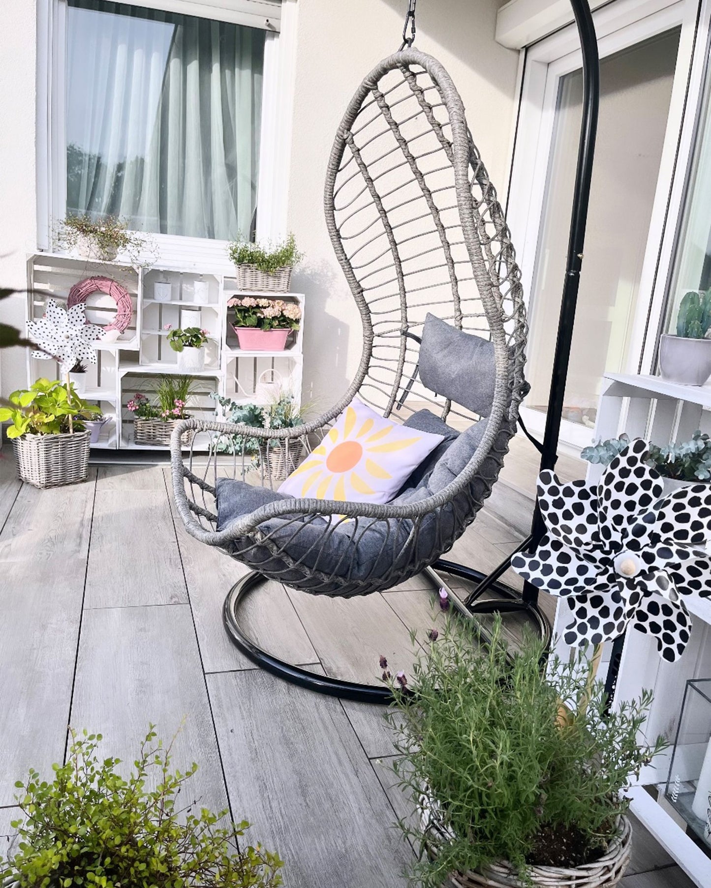 Hanging Chair with Stand PINETO PE Rattan Grey