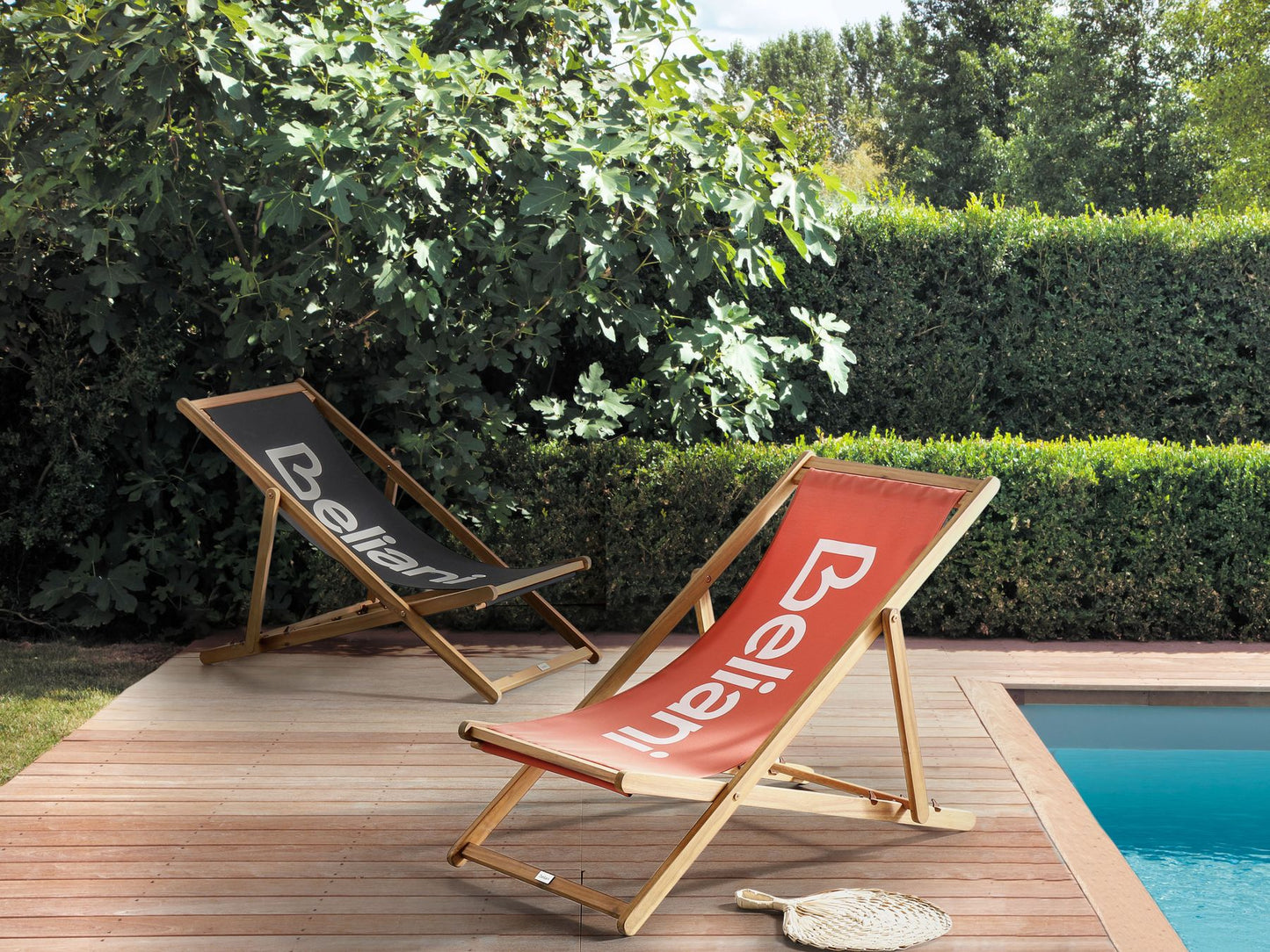 Acacia Folding Deck Chair Light Wood with Black ANZIO