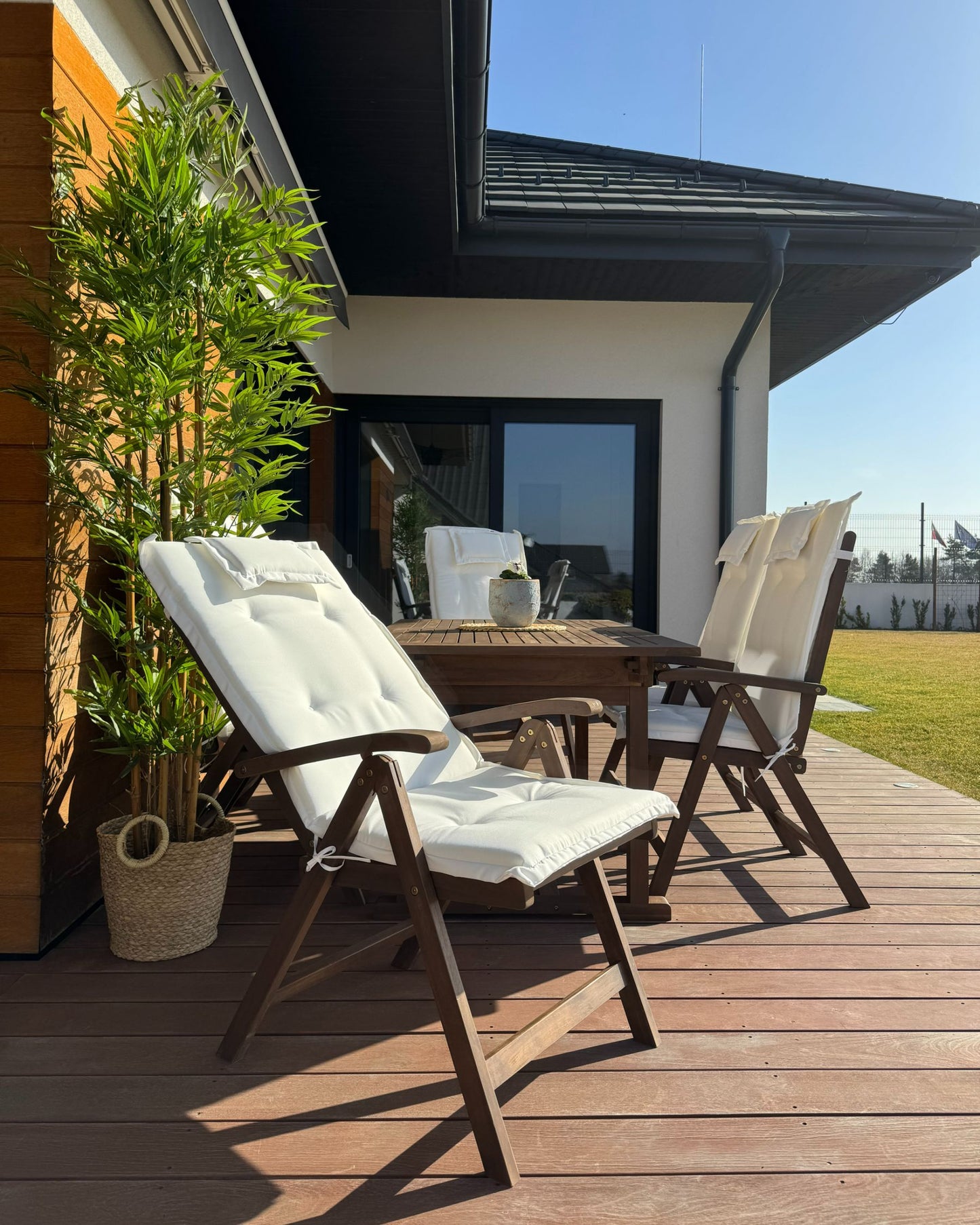 Garden Dining Set 6 Seater AMANTEA with Cushions Acacia Wood Off-White