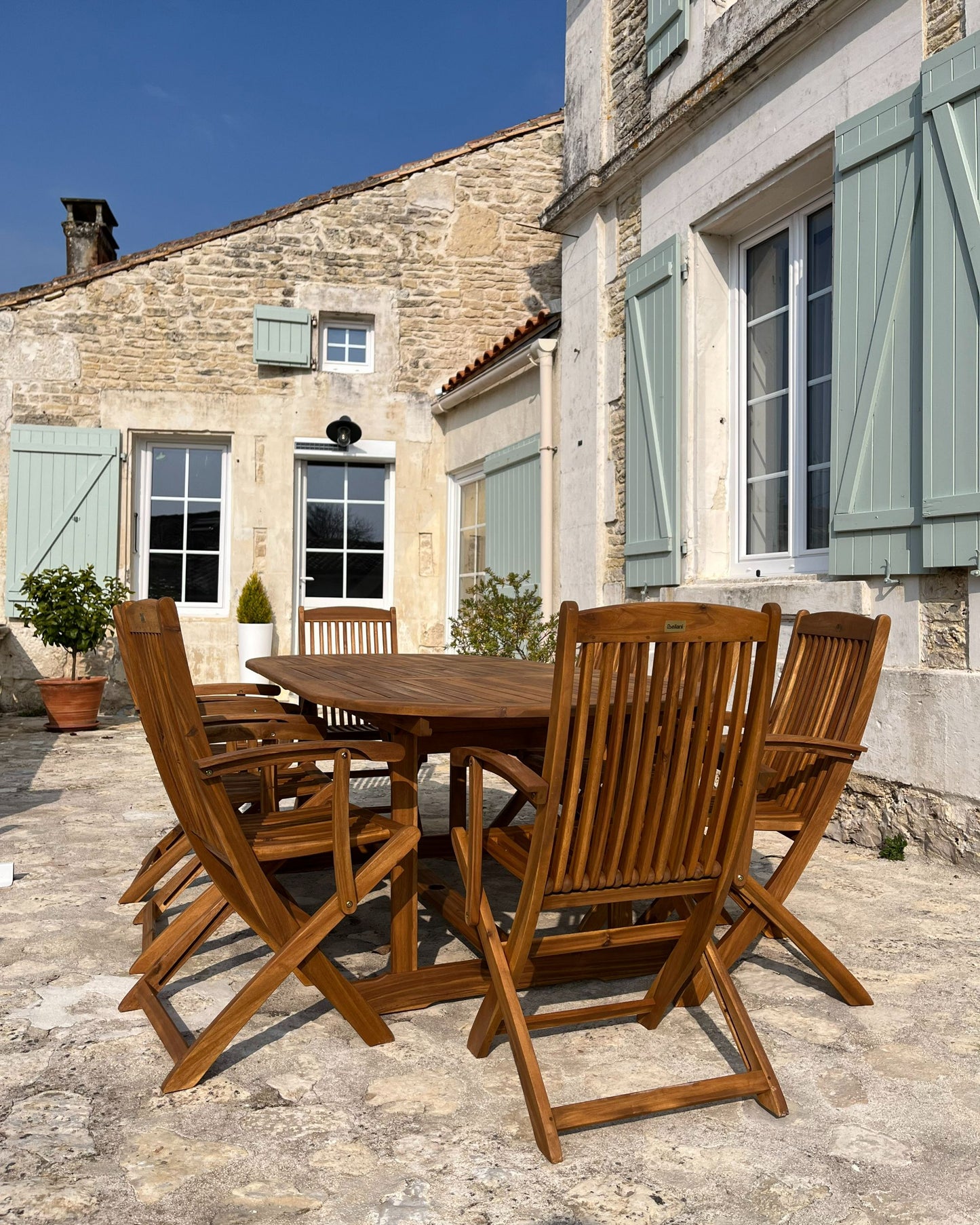 Garden Dining Set 8 Seater MAUI Acacia Wood Light Brown