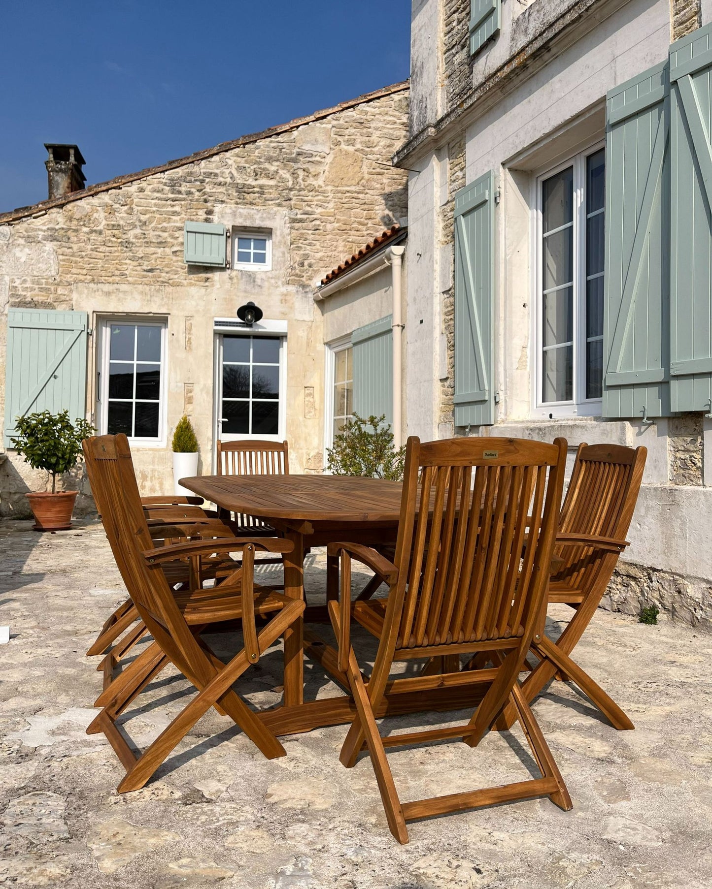 Garden Dining Set 8 Seater MAUI Acacia Wood Light Brown