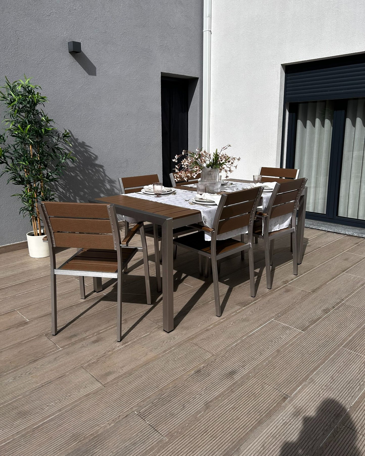 Set of 6 Garden Chairs VERNIO Brown