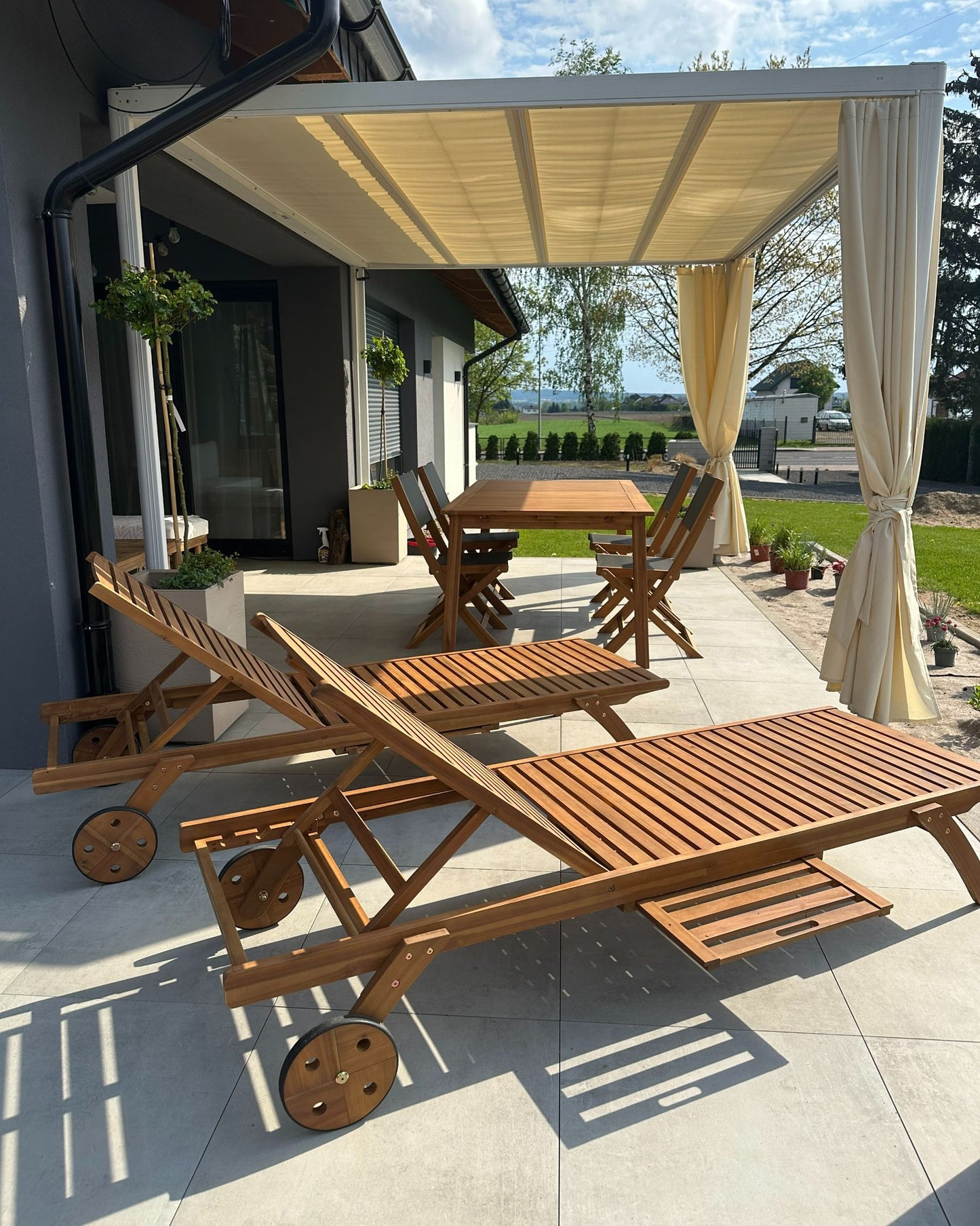 Garden Dining Set with Loungers 8 Seater CESANA Acacia Wood Light Brown