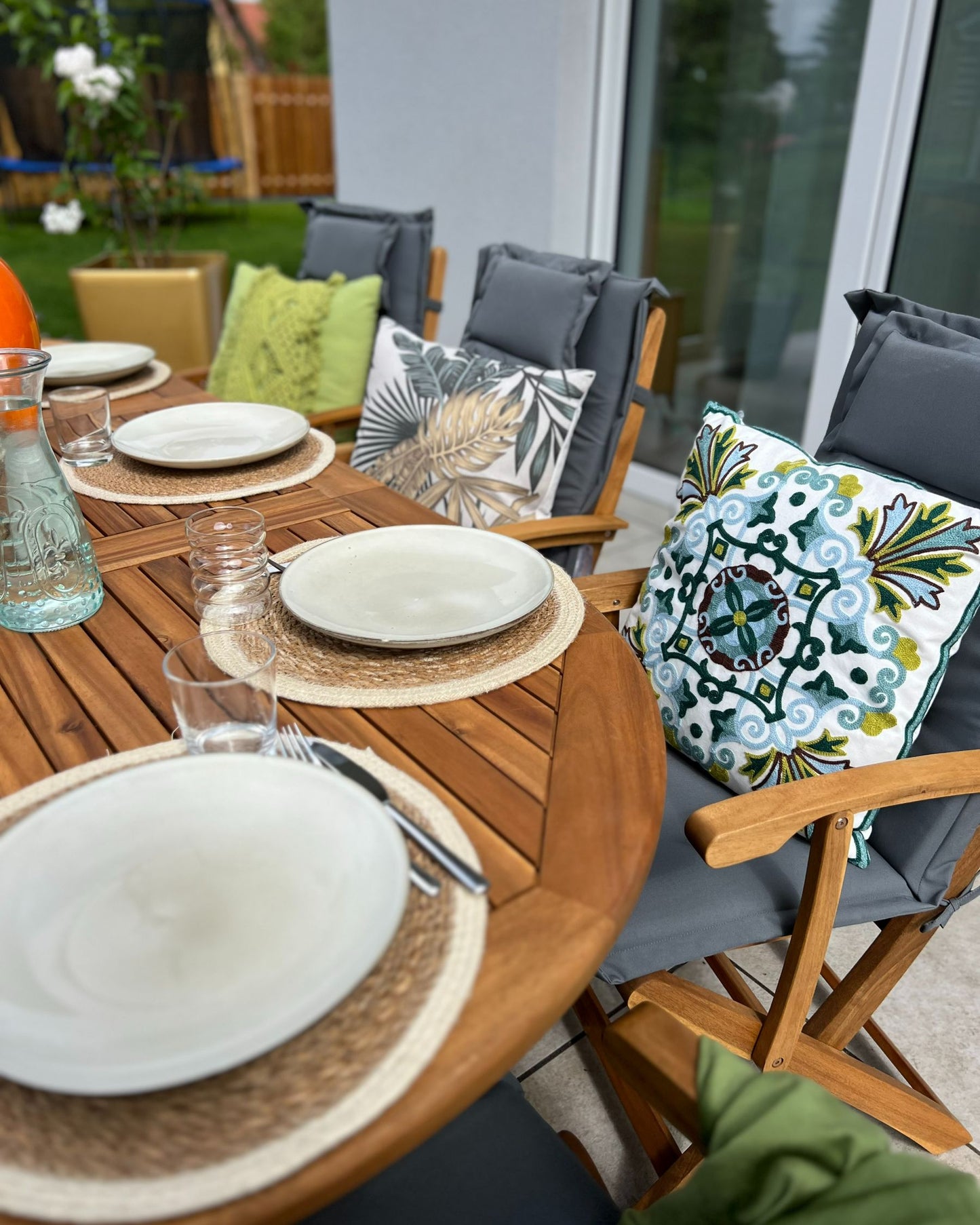 Garden Dining Set 8 Seater MAUI II with Cushions Acacia Wood Graphite Grey