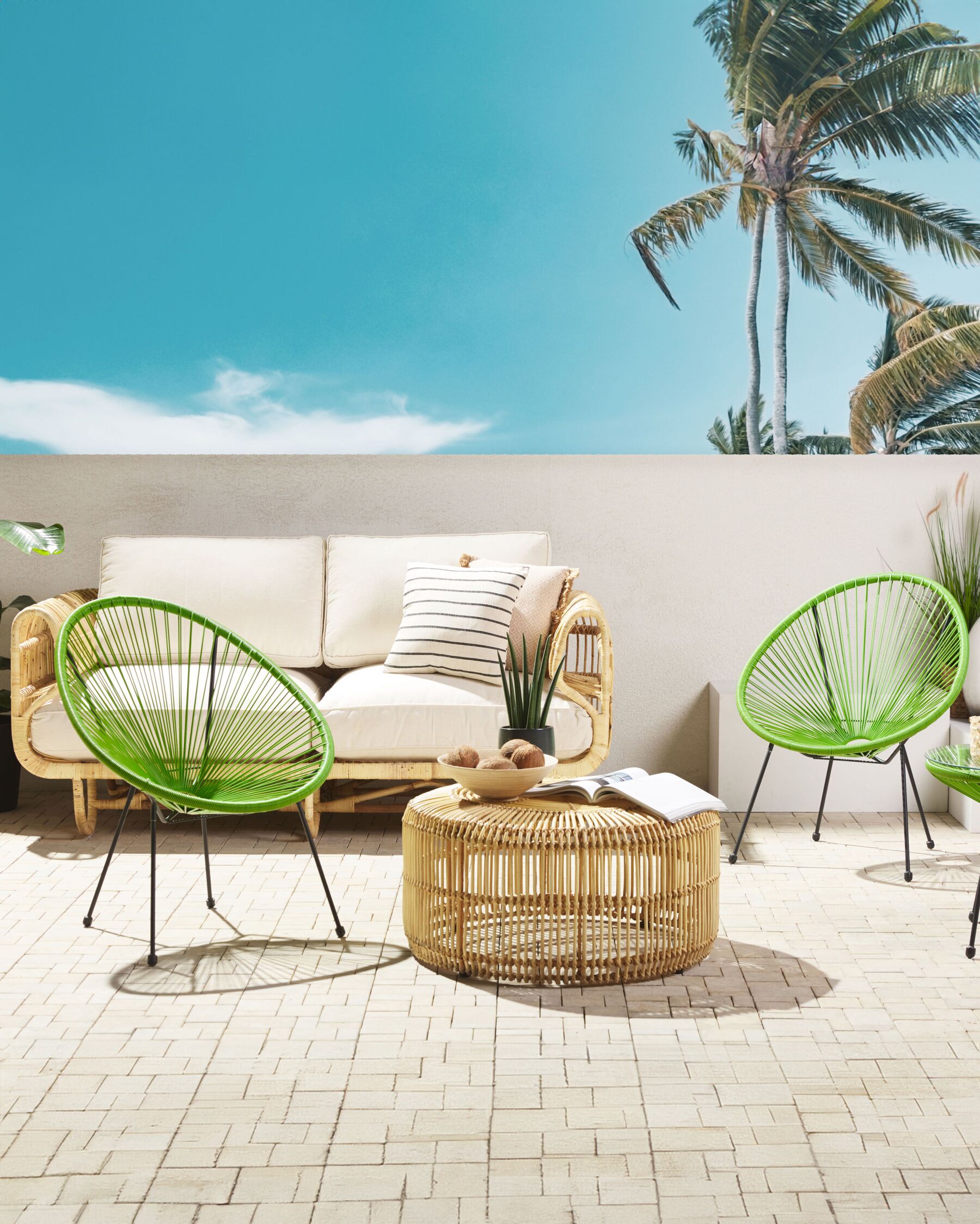 set of 2 garden chairs acapulco ii pe rattan green