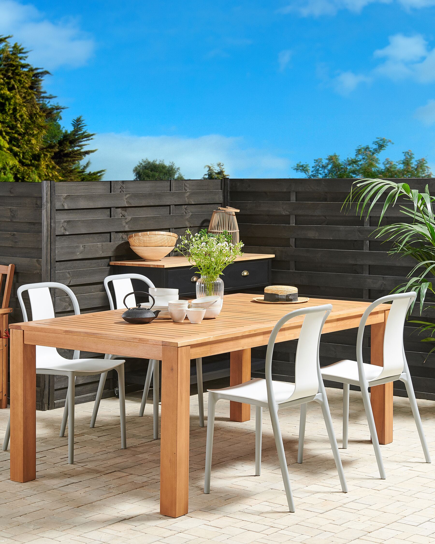 Set of 4 Garden Chairs SPEZIA White