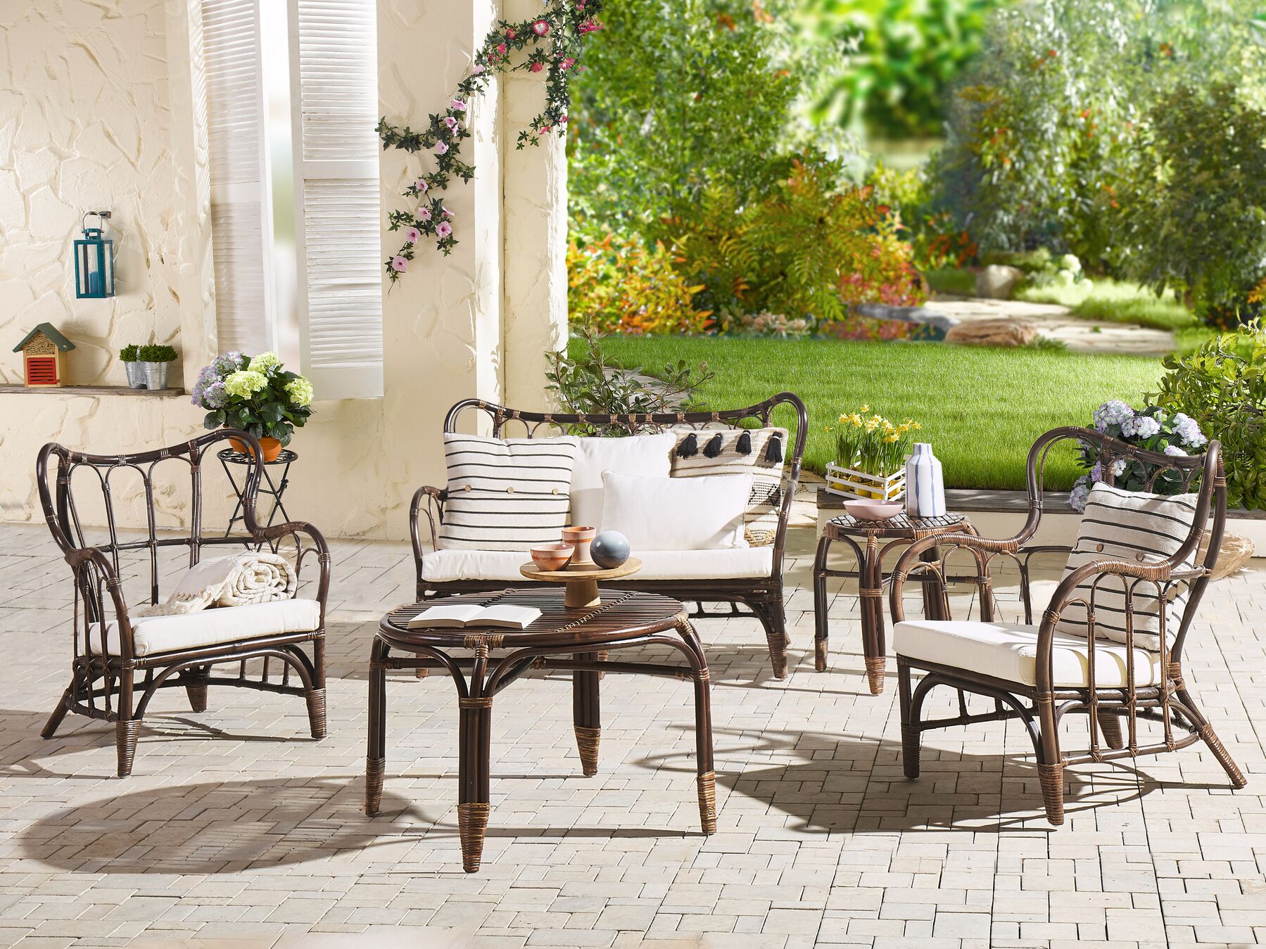 Garden Lounge Set with Table 4 Seater BRINDISI Rattan Dark Brown