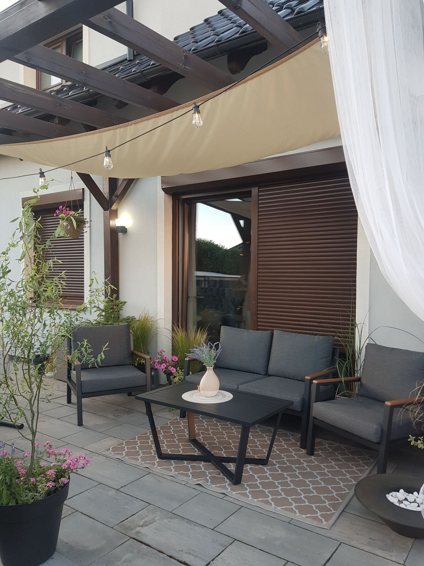 Garden Lounge Set with Table 4 Seater DELIA Metal Grey