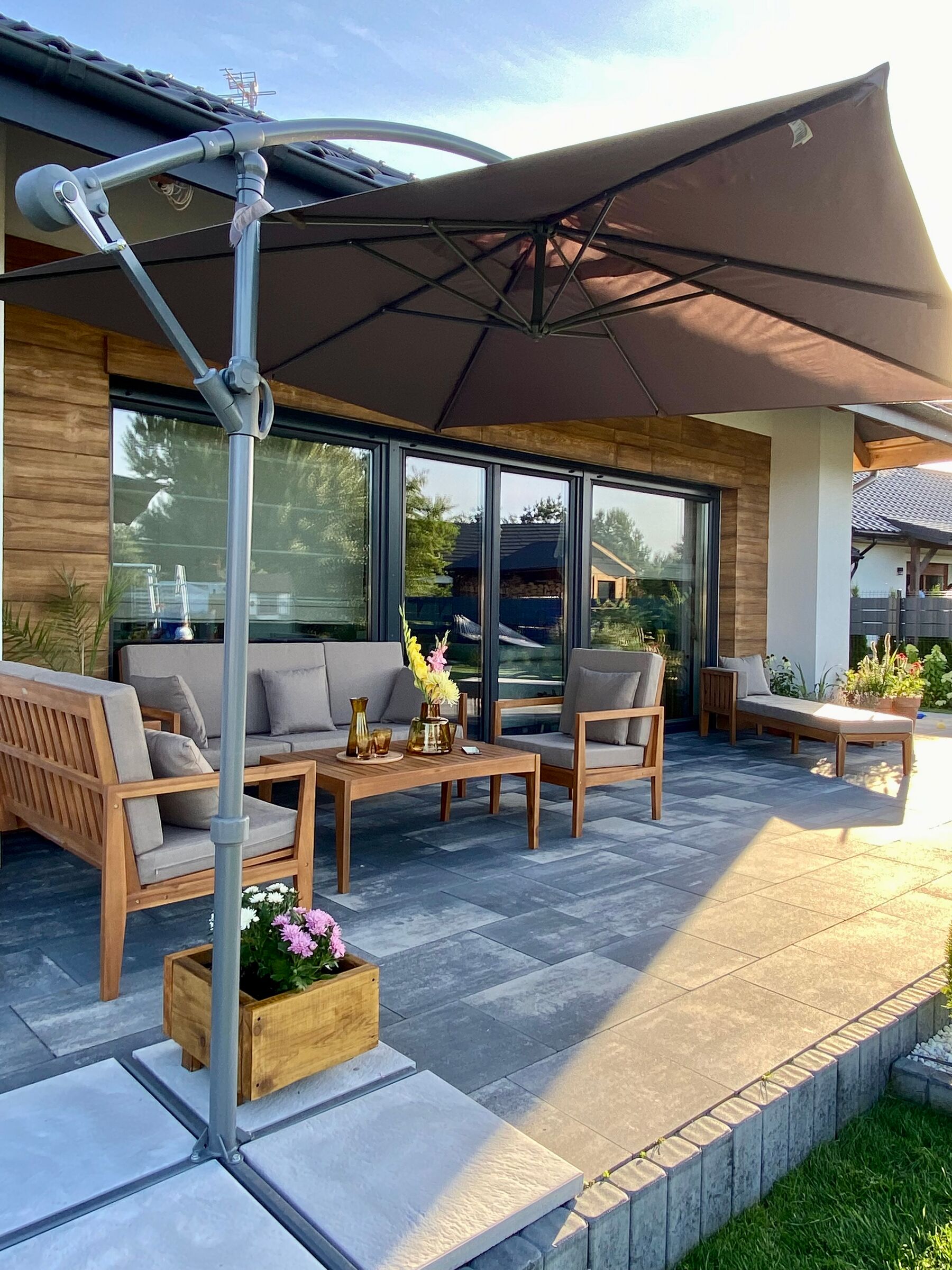 Garden Lounge Set with Table 7 Seater PATAJA Acacia Wood Light Brown