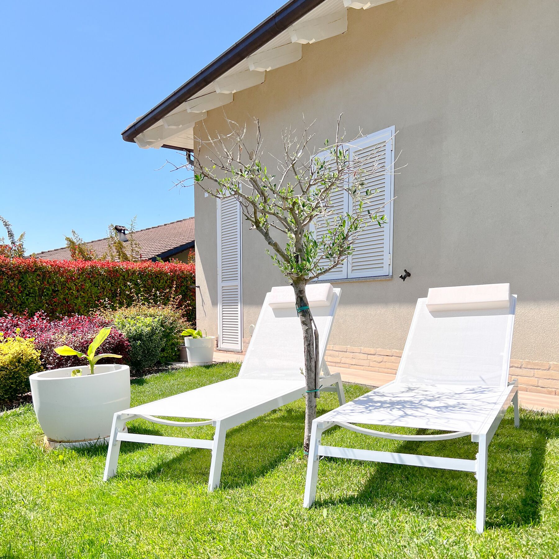Aluminium Reclining Sun Lounger White CATANIA II