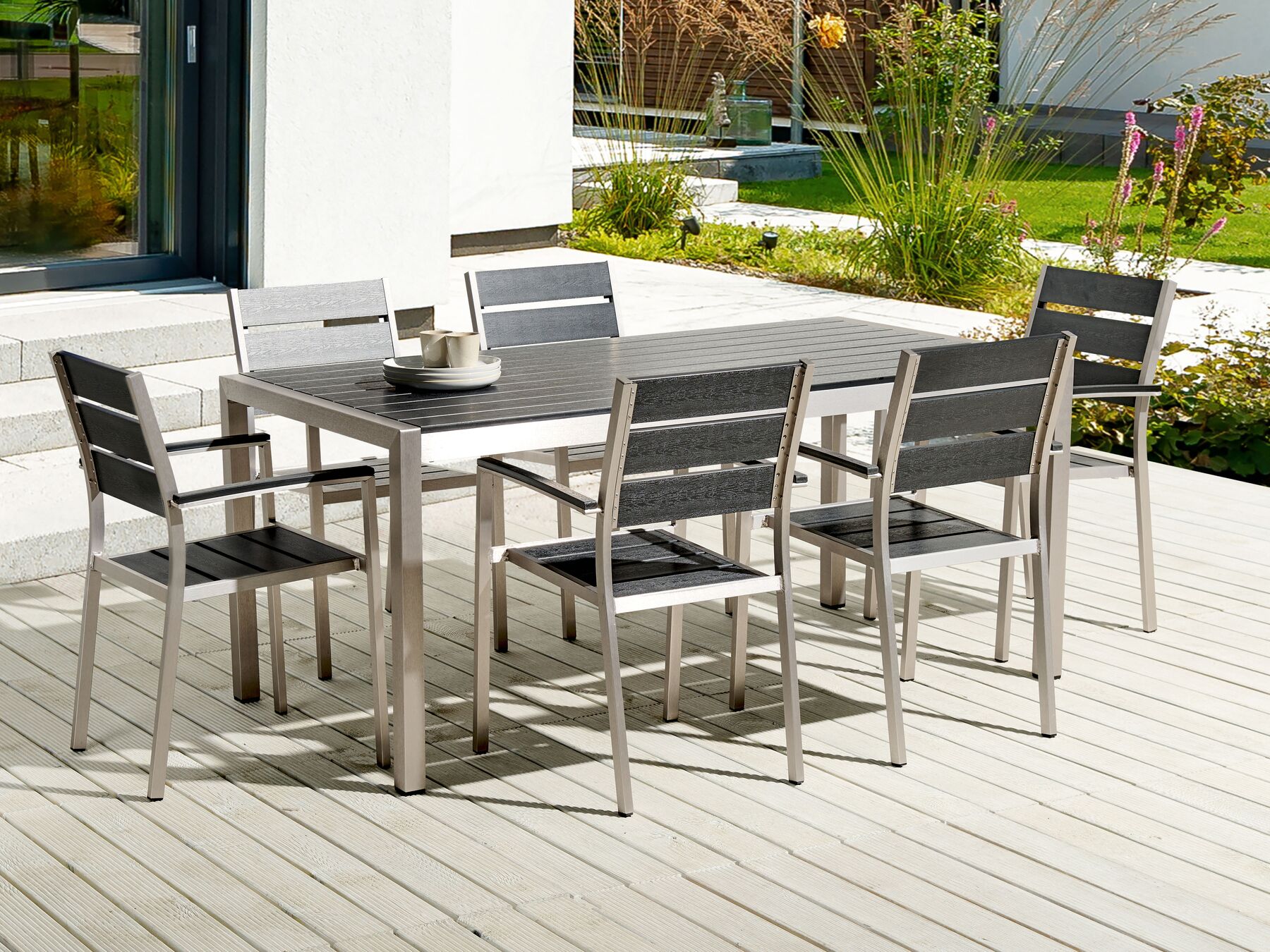 Garden Dining Set 6 Seater VERNIO Black/ Silver