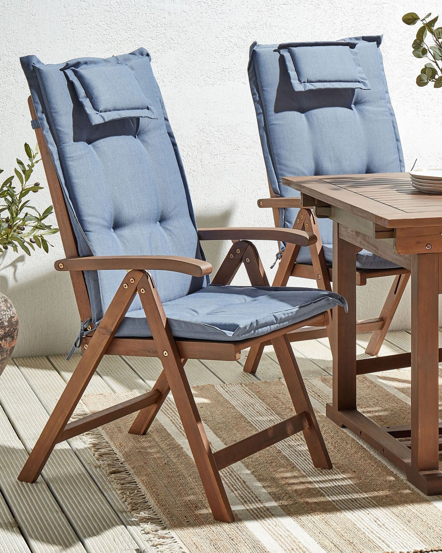 Set of 2 Garden Chairs with Cushions AMANTEA Acacia Wood Blue