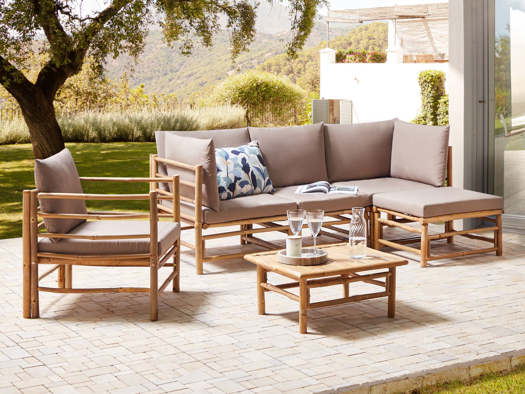 Garden Lounge Set with Table 5 Seater CERRETO Left Hand Bamboo Wood Taupe