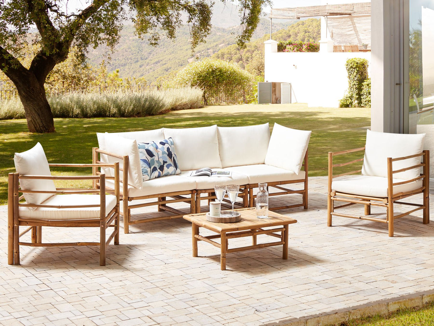 Garden Lounge Set with Table 5 Seater CERRETO Bamboo Wood Off-White