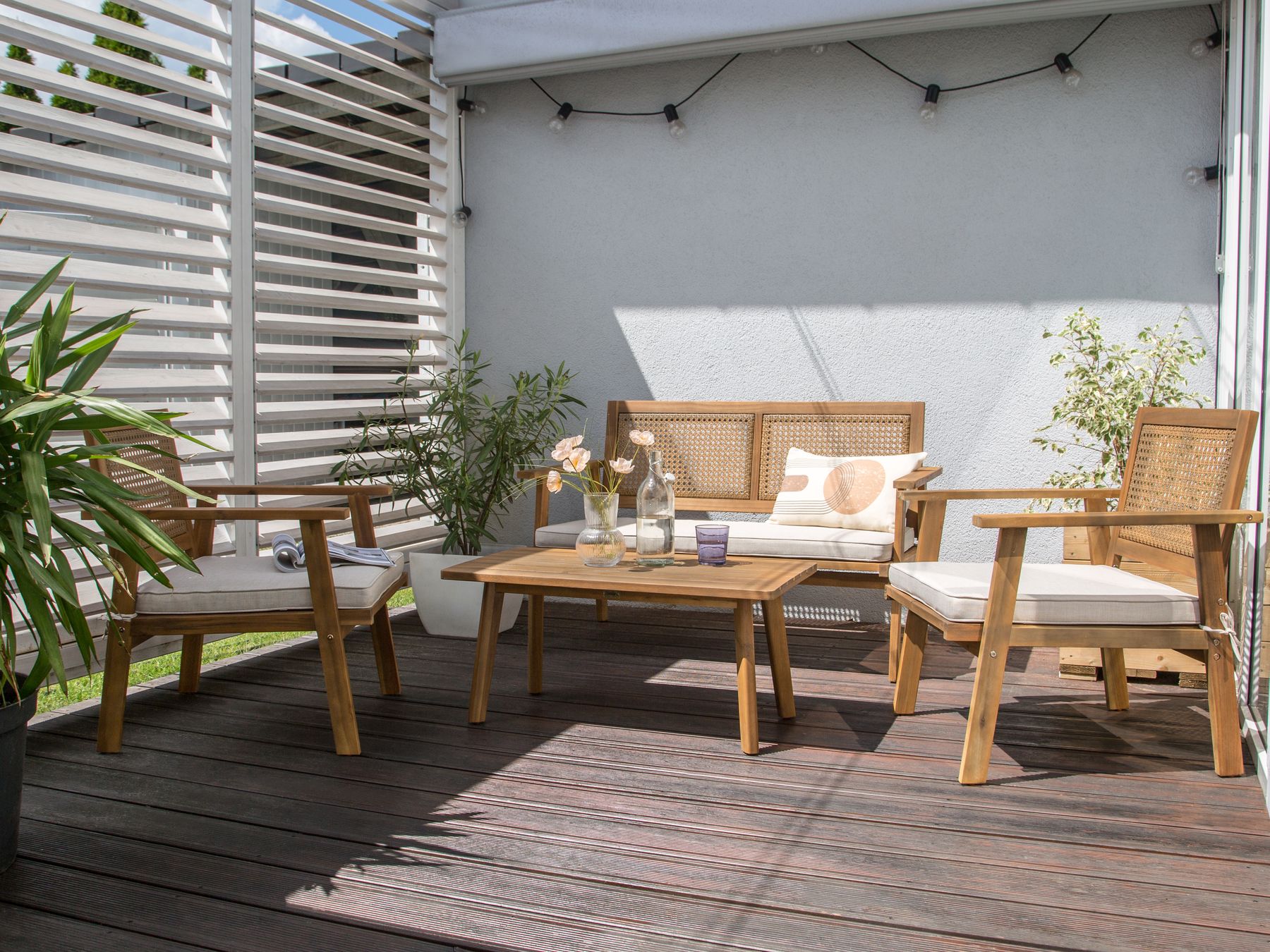 Garden Lounge Set with Table 4 Seater ARENELLA Certified Acacia Wood Light Beige