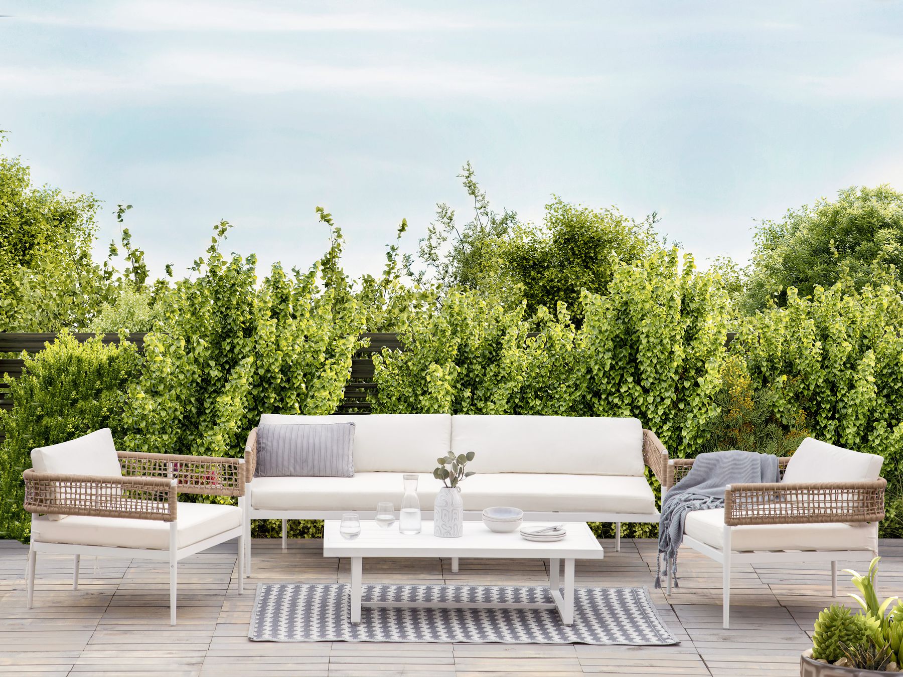 Garden Lounge Set with Table 5 Seater SERLA Metal White